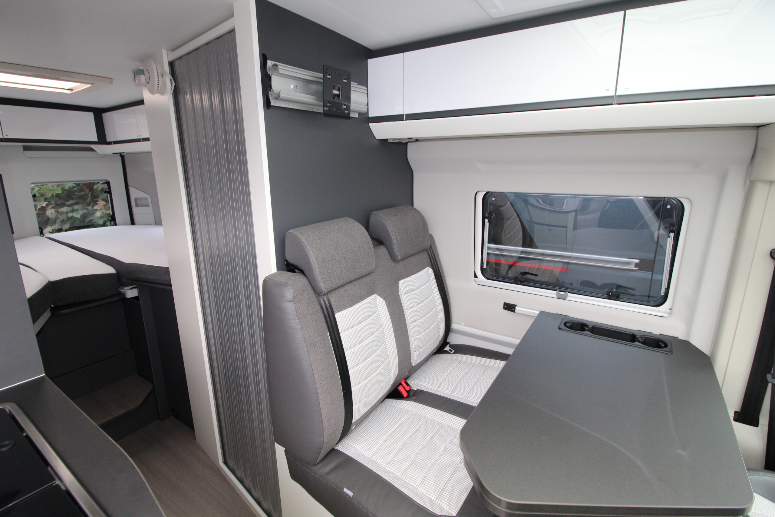 2021-adria-twin-supreme-640-slb-17.jpg