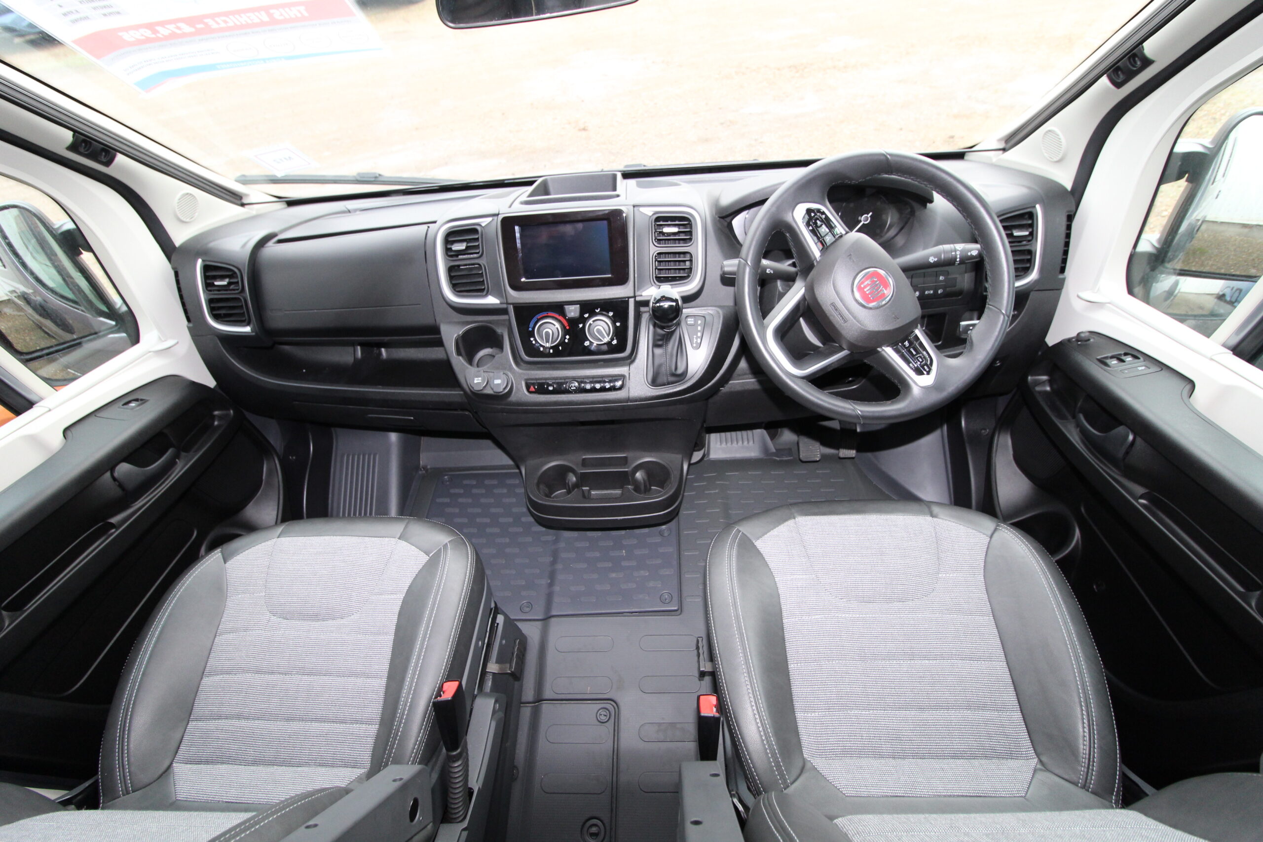 2024-adria-twin-supreme-600-spb-17.jpg