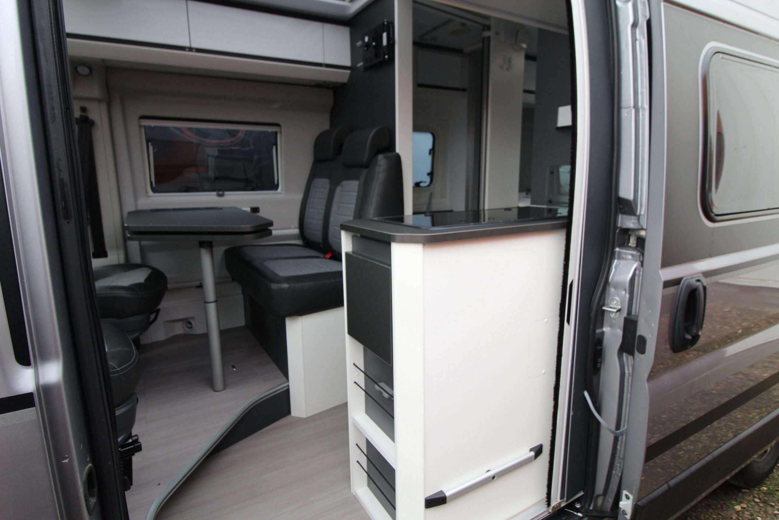 2024-adria-twin-supreme-600-spb-38.jpg