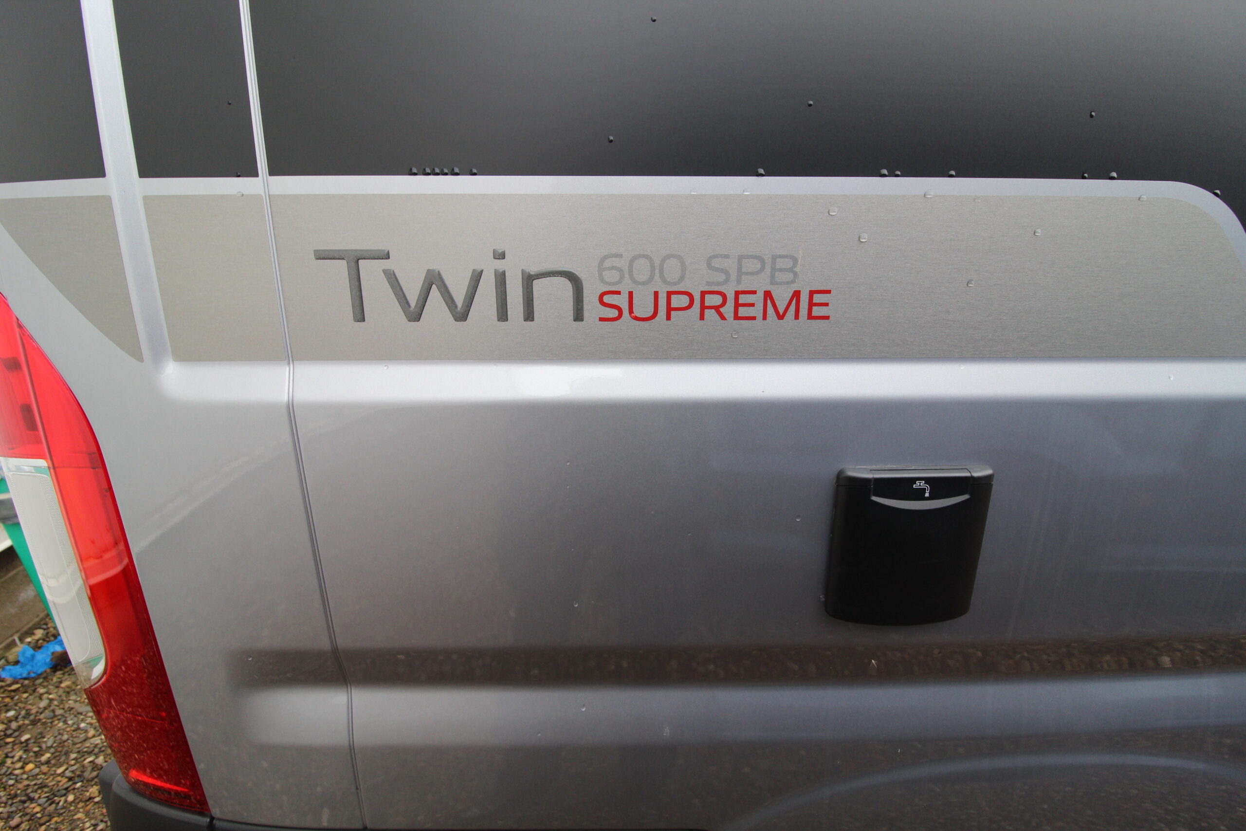 2024-adria-twin-supreme-600-spb-8.jpg