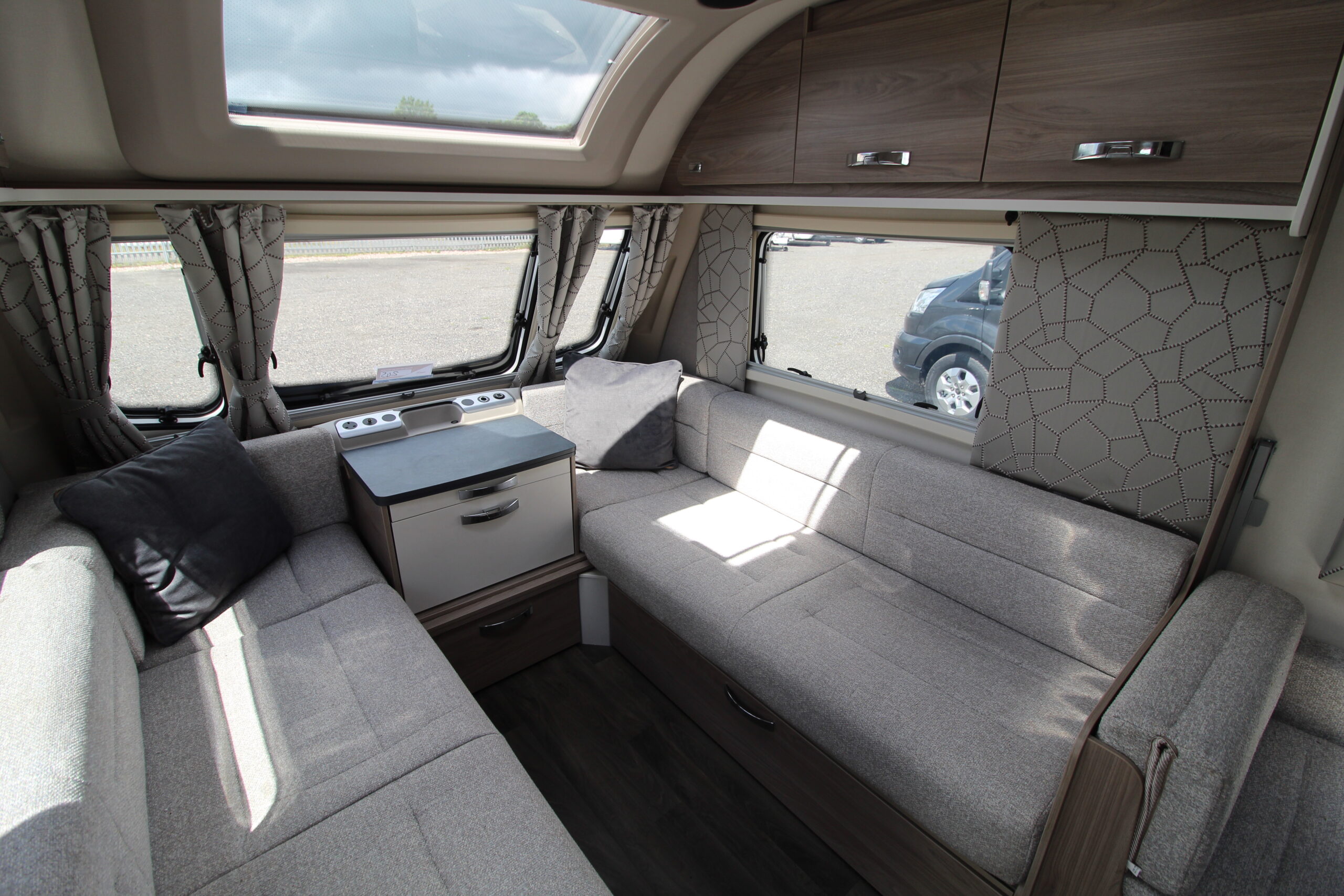 2024-prestige-11.jpg