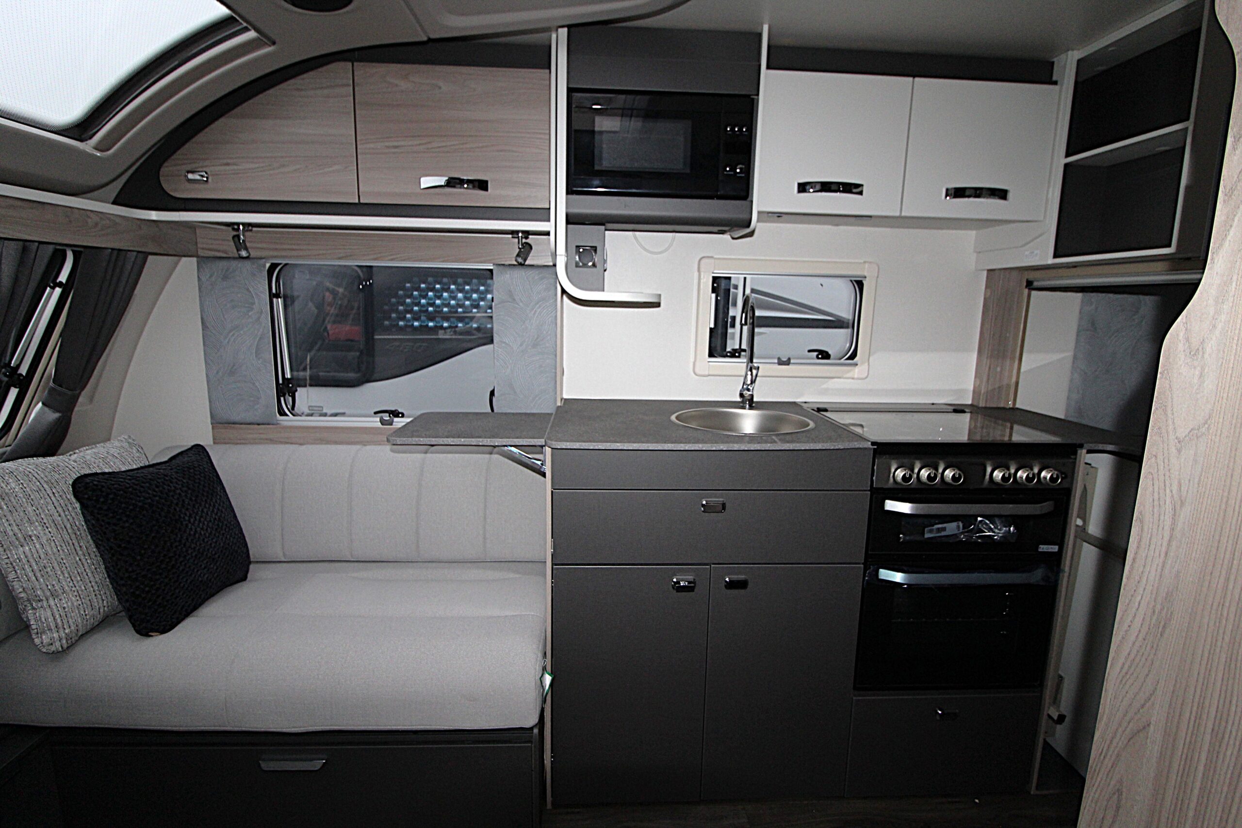 2026-challenger-500-11.jpg