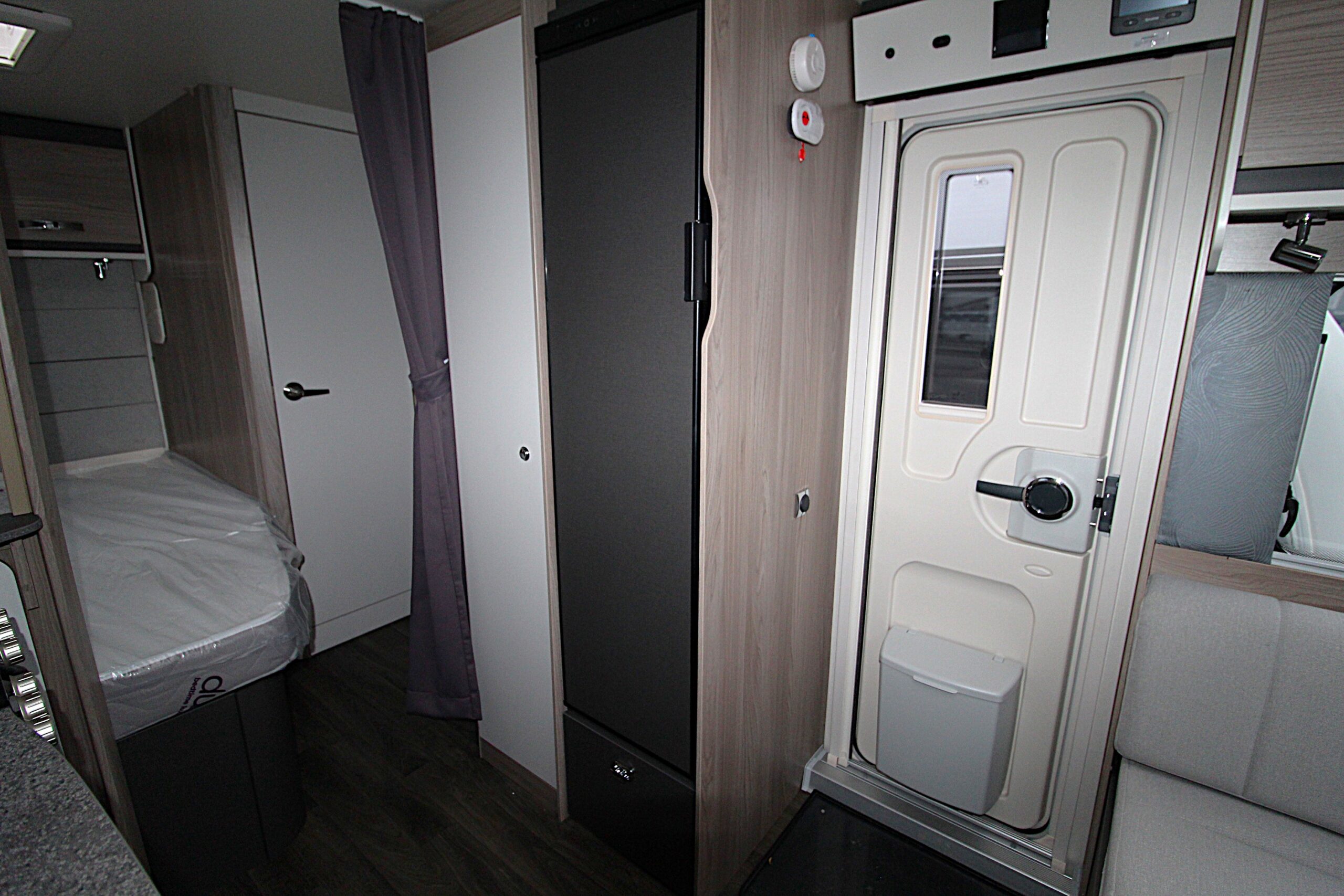 2026-challenger-500-3.jpg