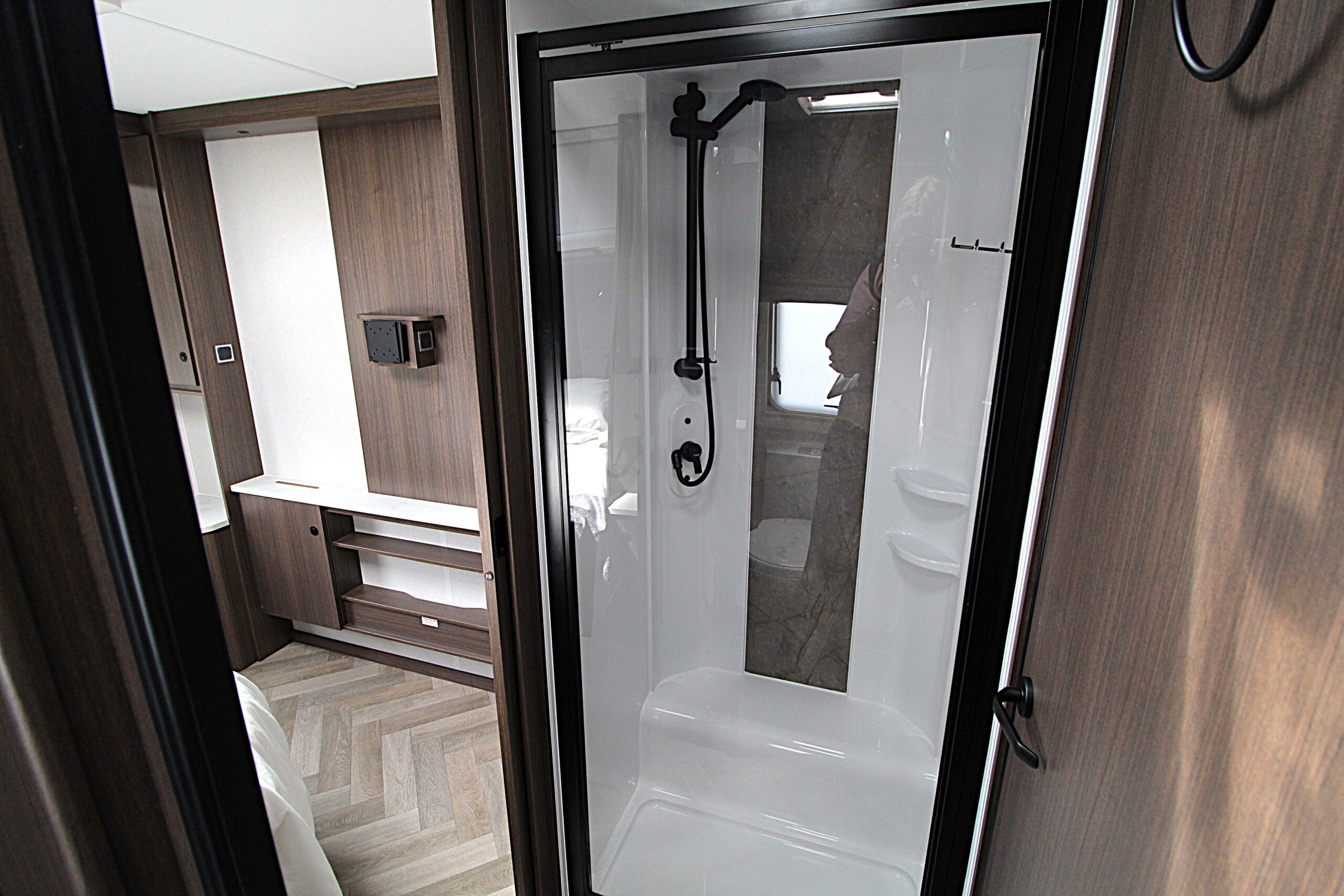 2026-coachman-laser-855-20.jpg