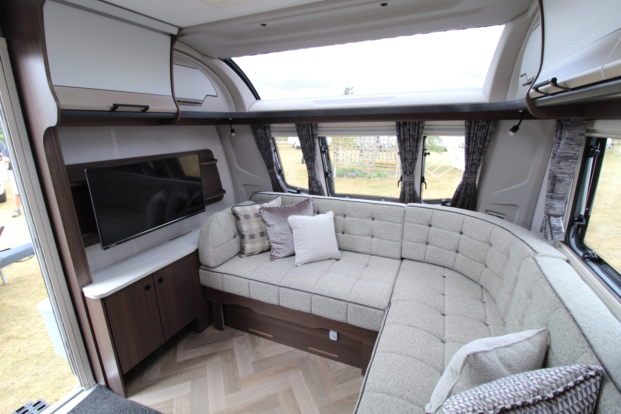 2026-coachman-laser-855-24.jpg