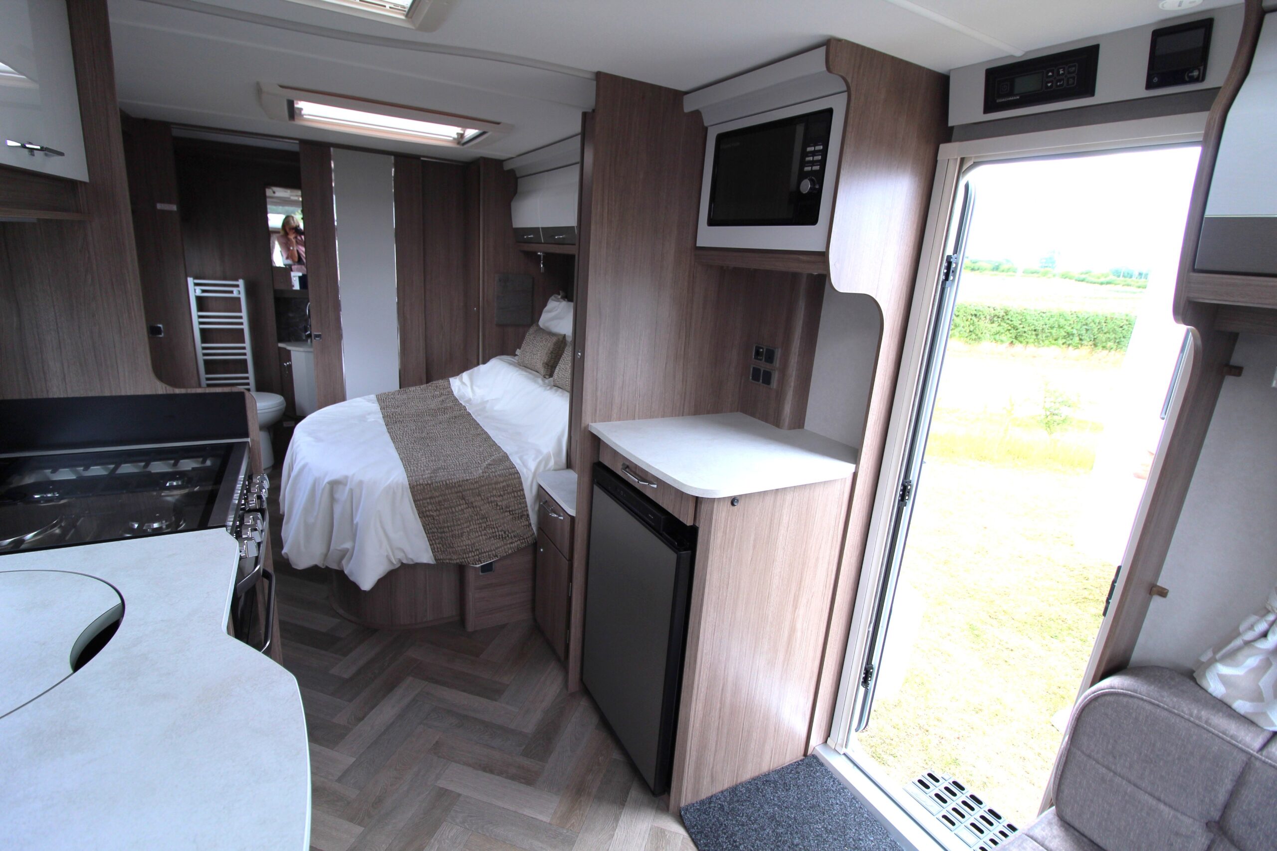 2026-coachman-vip-575-12.jpg