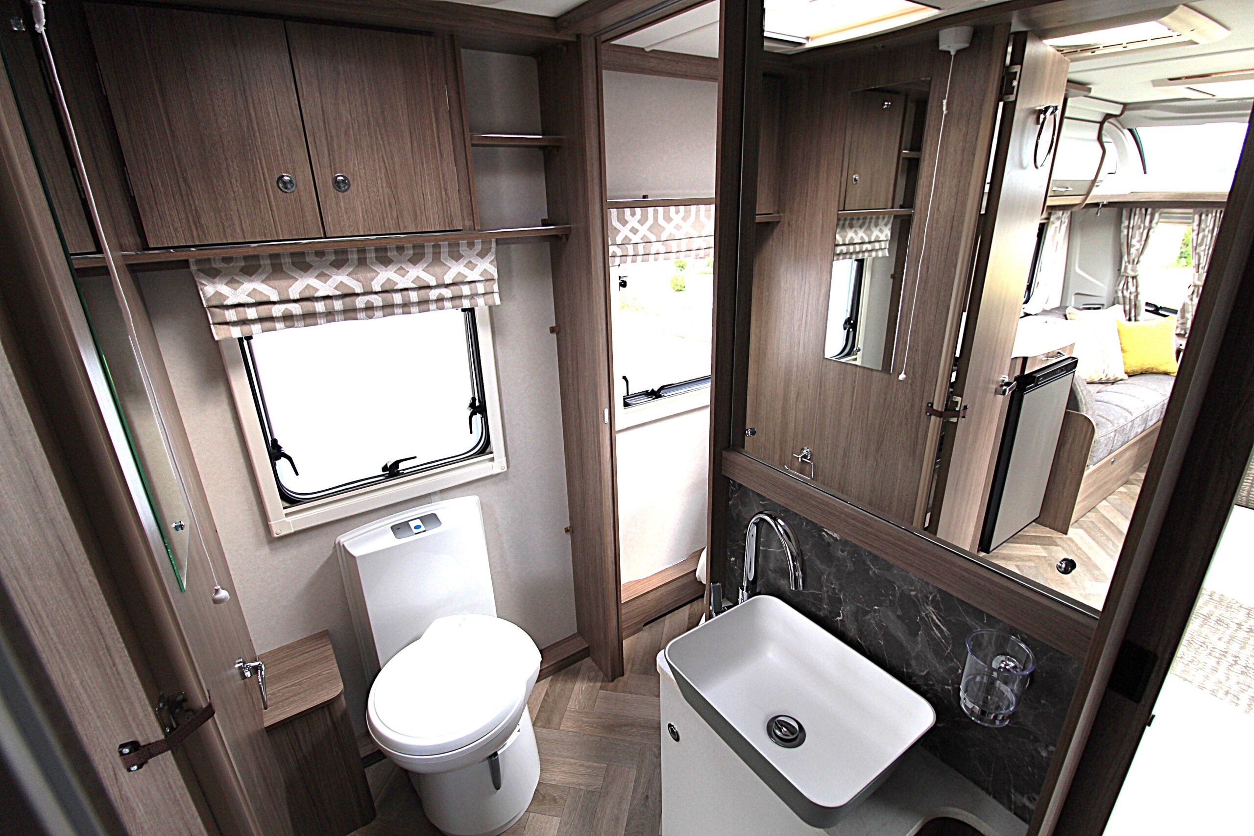 2026-vip-545-16.jpg