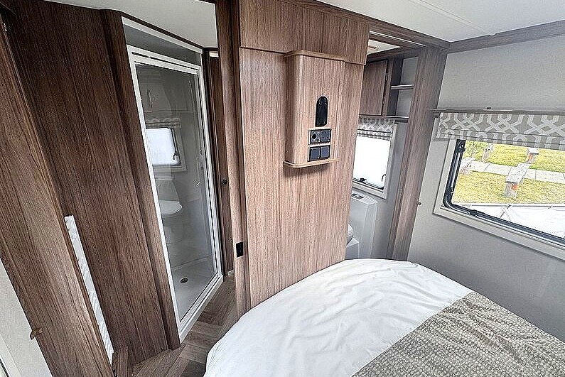 2026-vip-545-bedroom_1.jpg