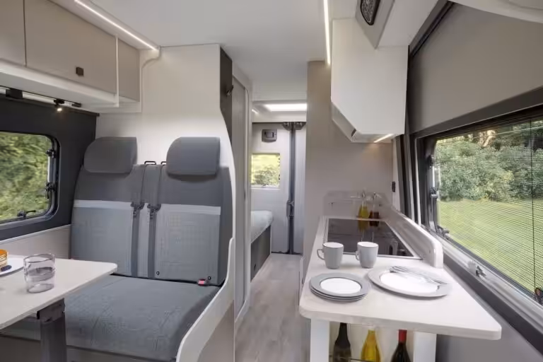 Ace 1200 Interior