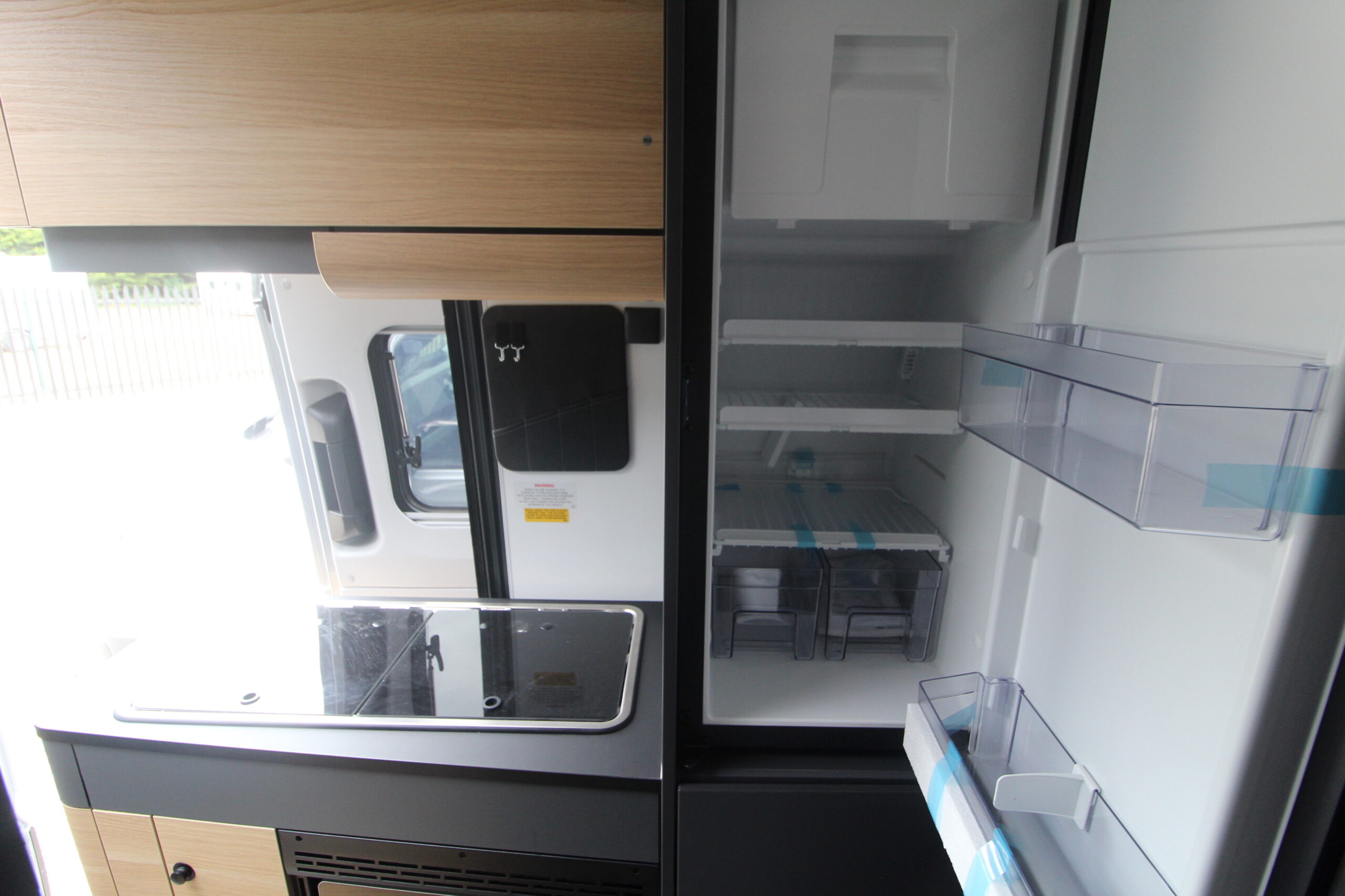 adria-twin-max-680-sgx-56024-k04-40.jpg