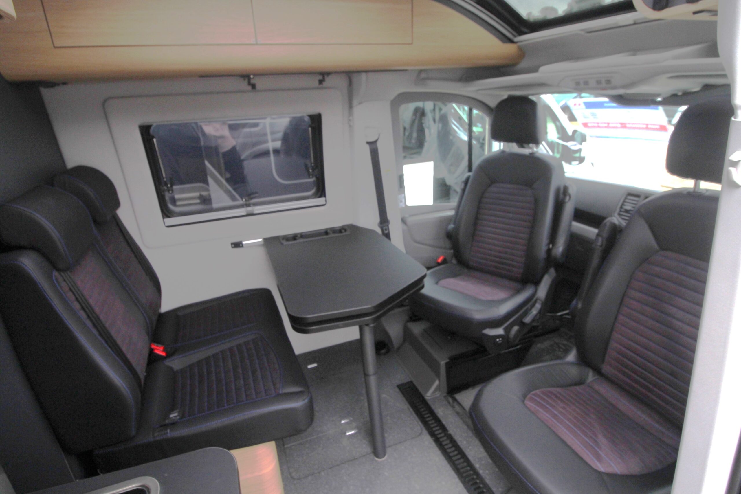adria-twin-max-680-sgx-56024-k04-57.jpg