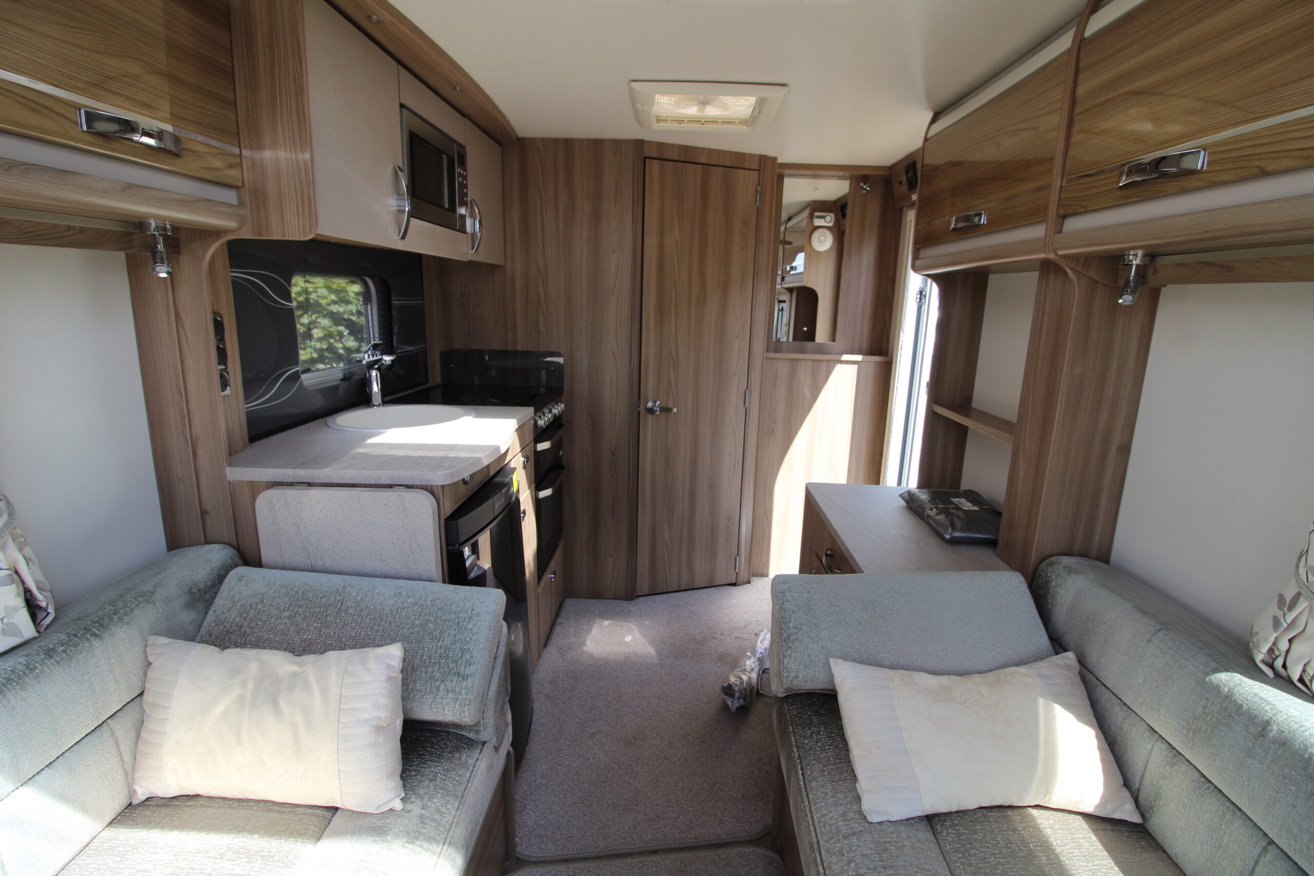 2017-swift-corniche-15-2-4.jpg