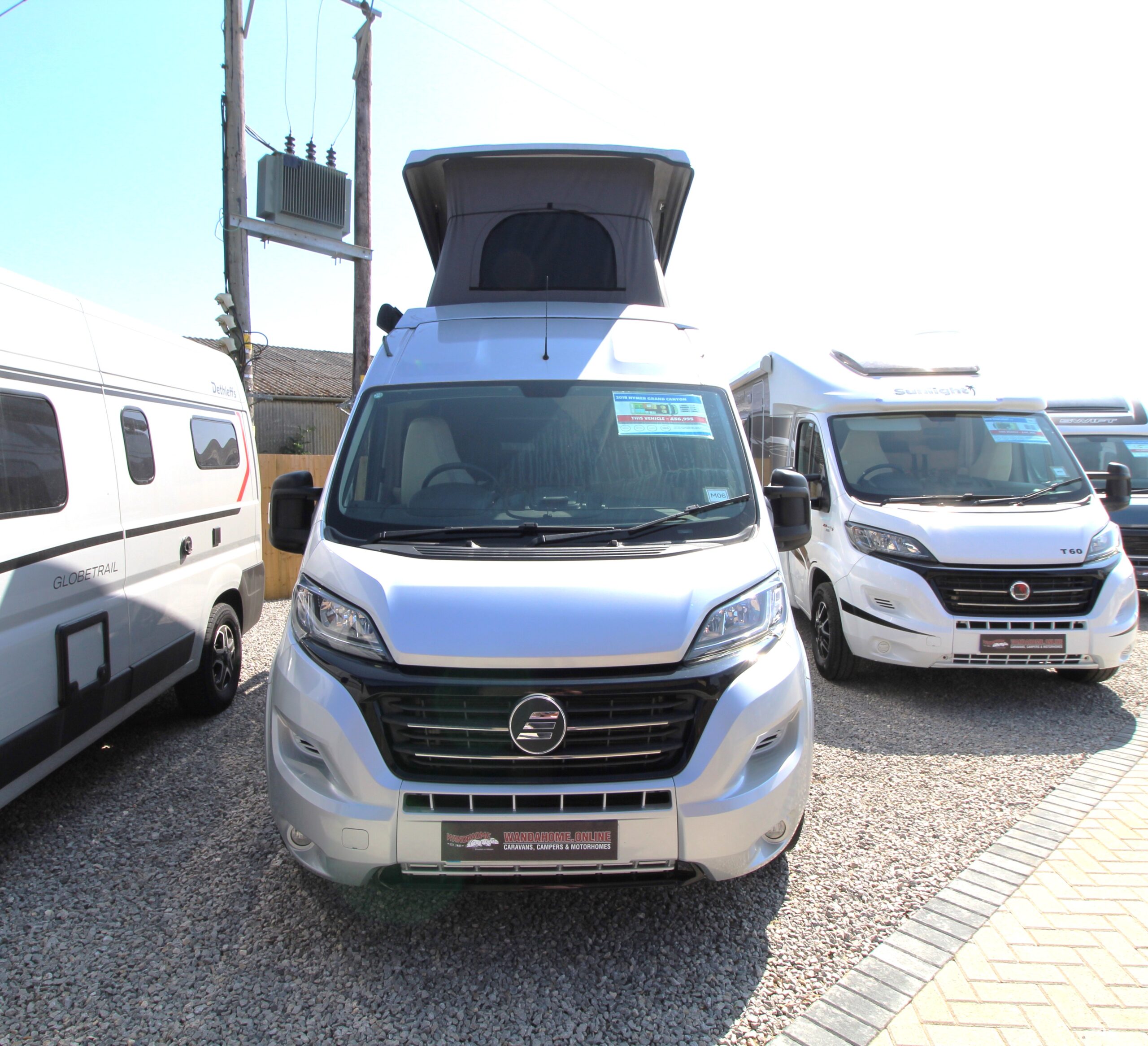 2018-hymer-grand-canyon-10.jpg