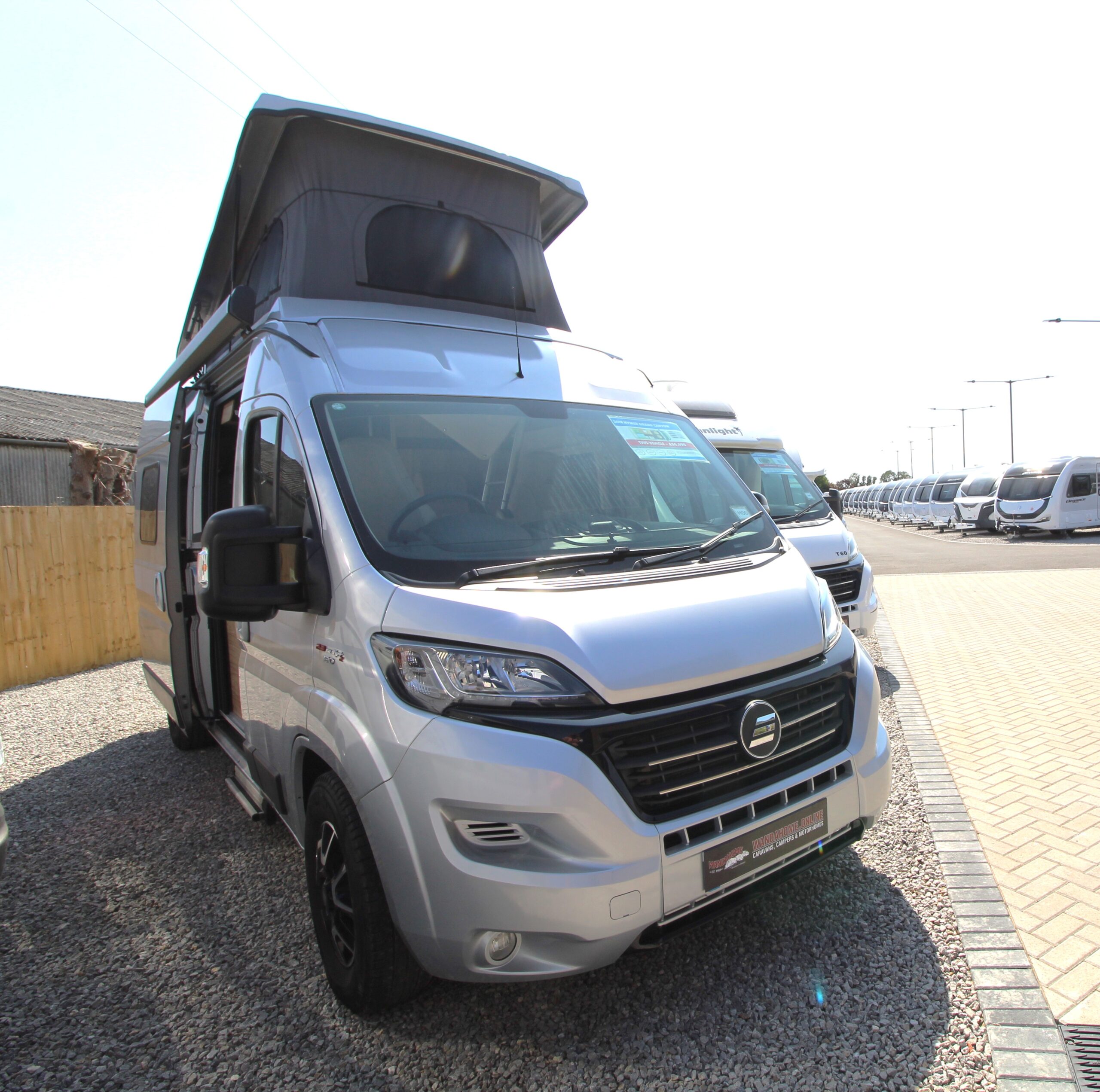 2018-hymer-grand-canyon-22.jpg