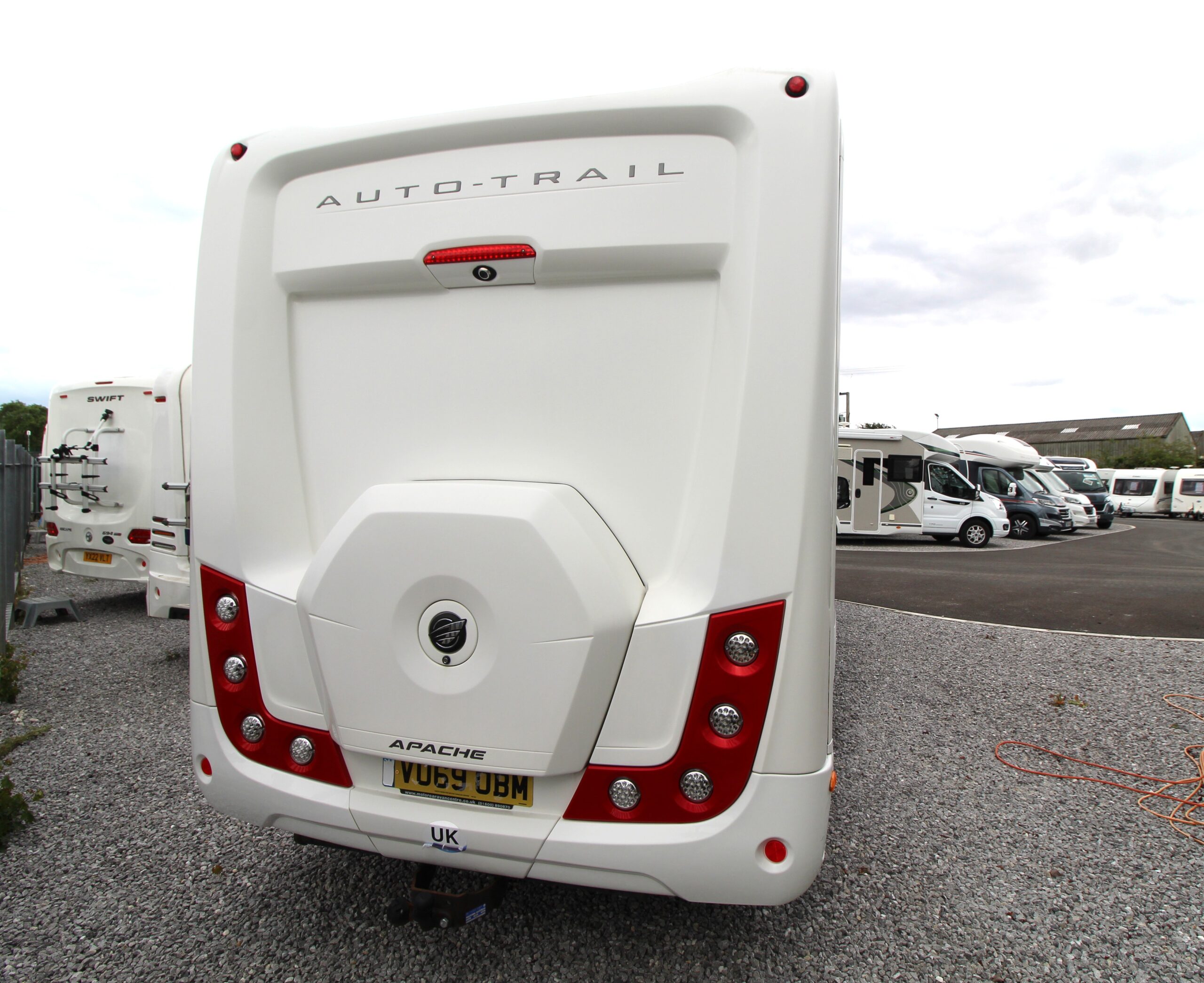 2019-auto-trail-apache-632-11_1.jpg
