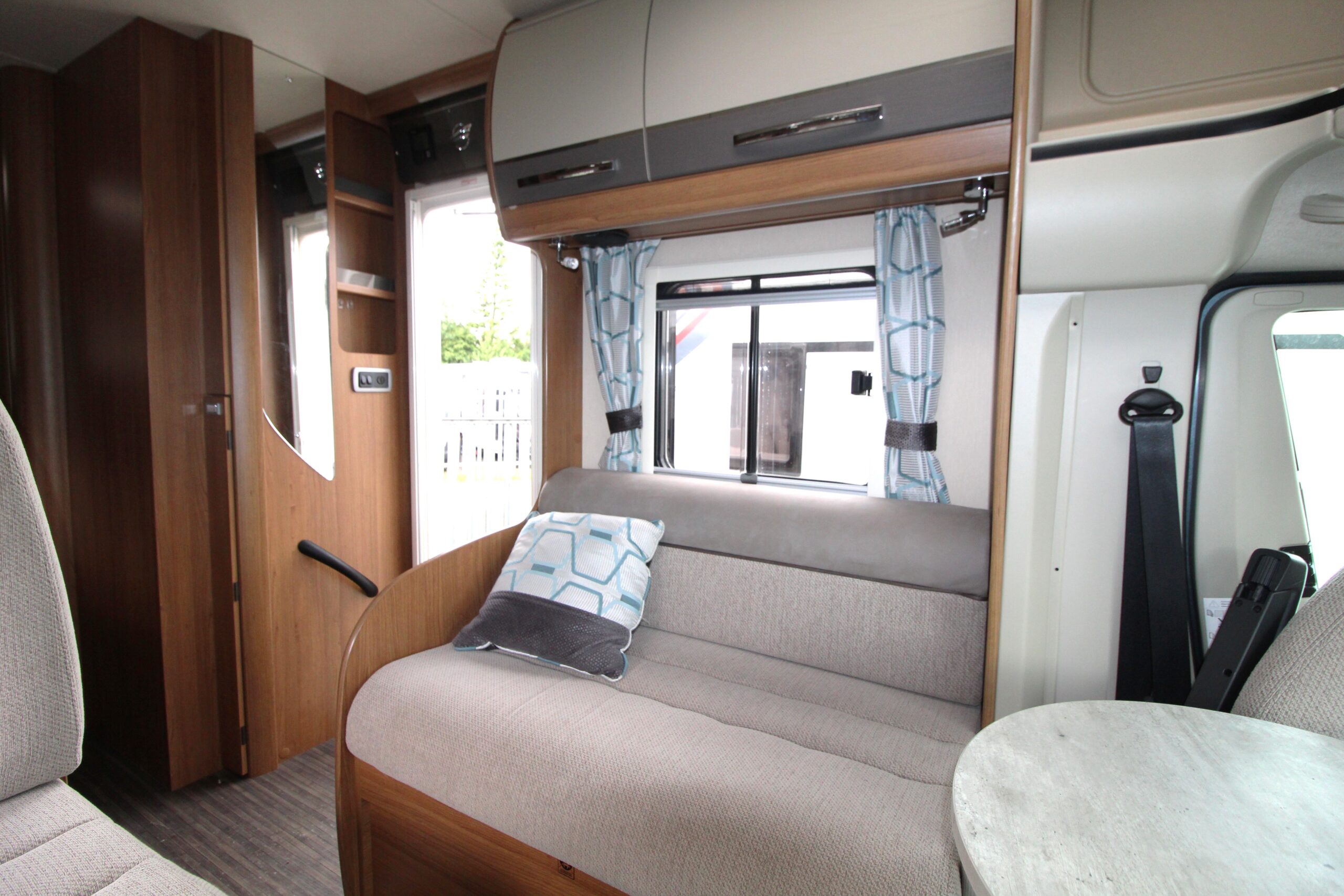 2019-auto-trail-apache-632-23_1.jpg