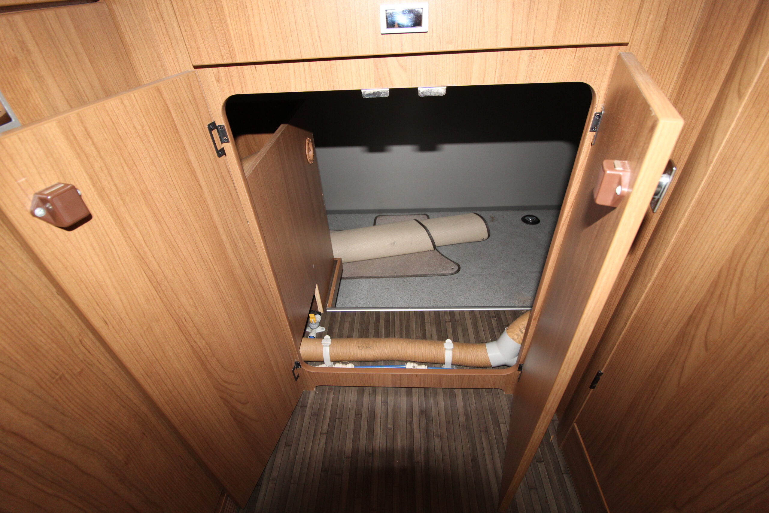 2019-auto-trail-apache-632-45.jpg
