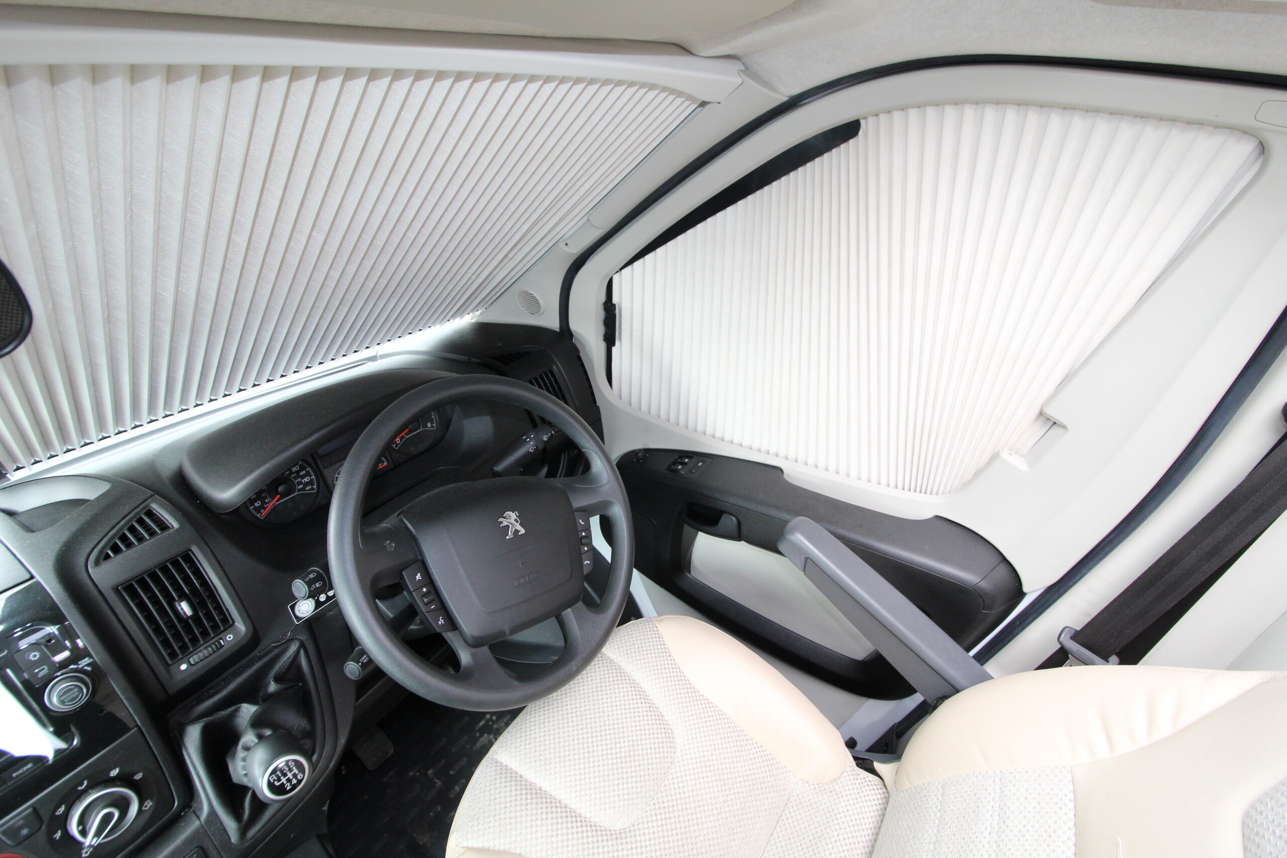 2019-autograh-79-4i-stock-62992-16.jpg