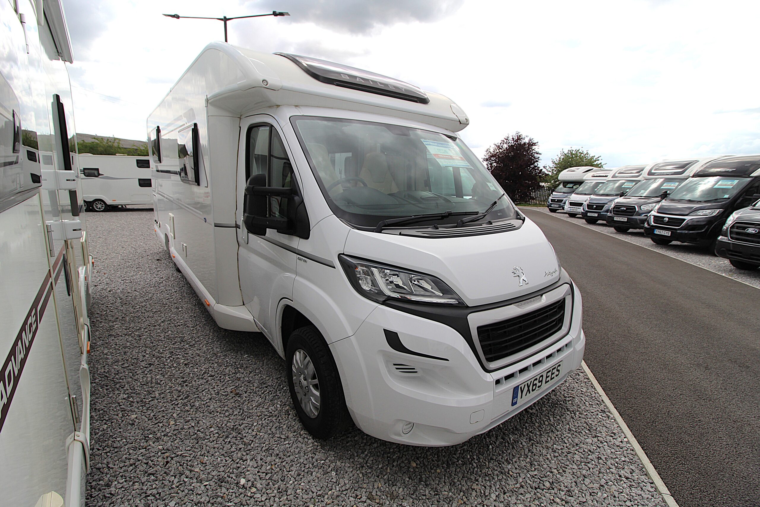 2019-autograh-79-4i-stock-62992-4.jpg
