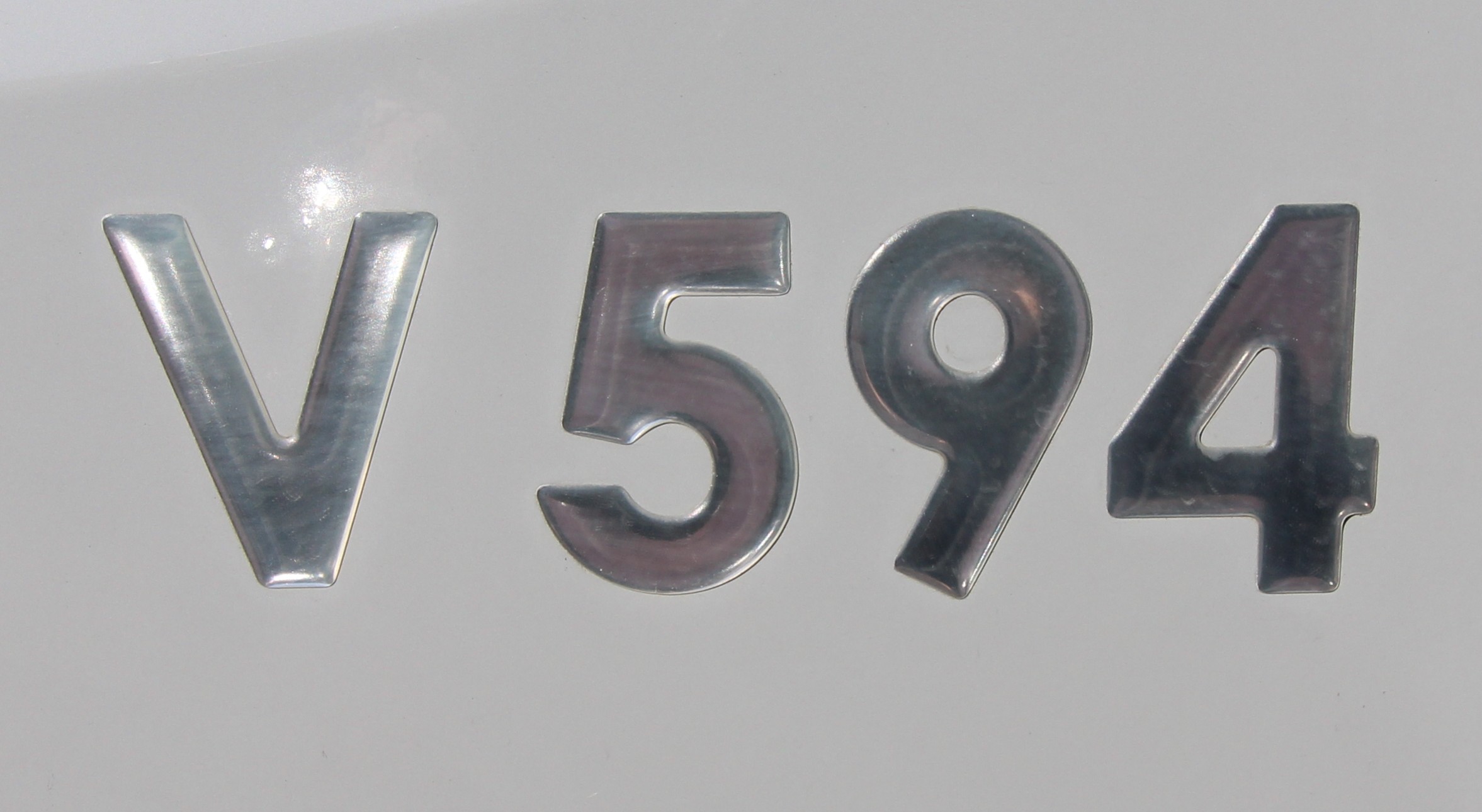 2020-chausson-v594-18.jpg