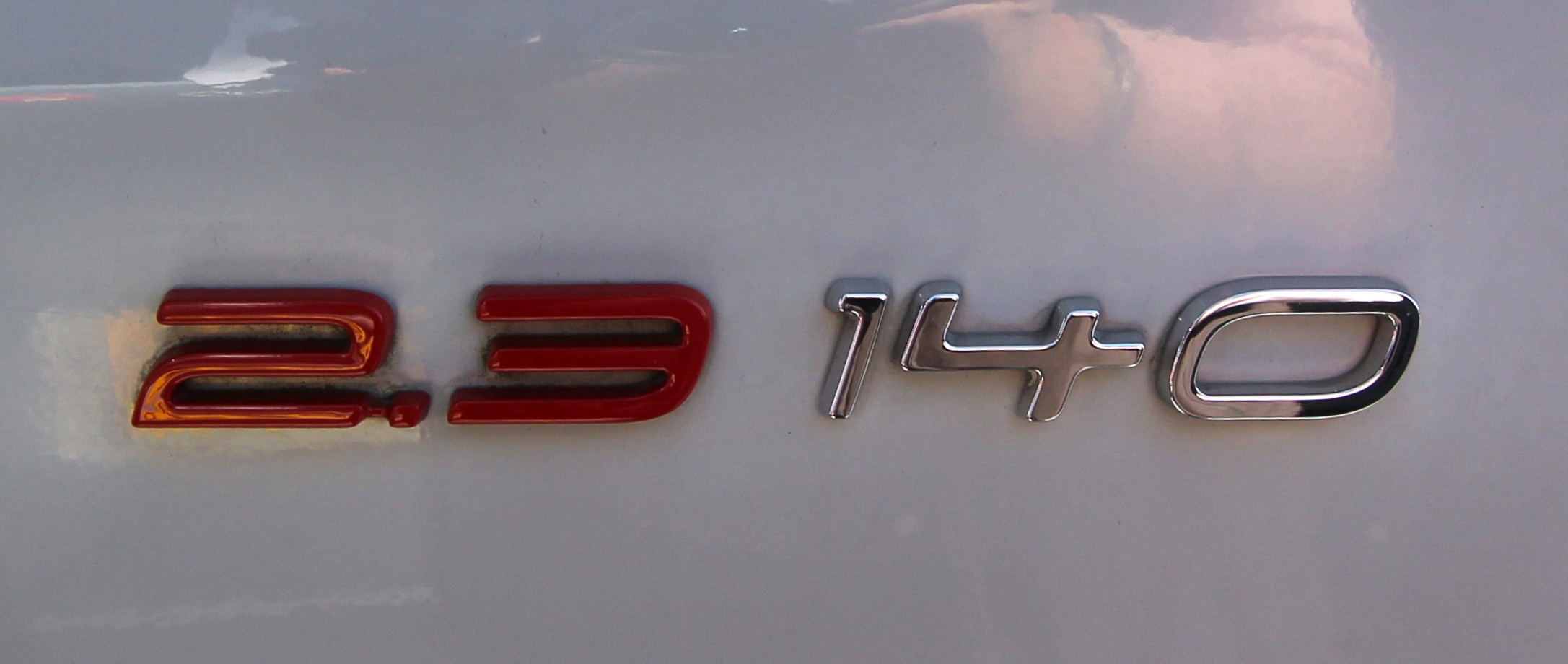 2020-chausson-v594-20.jpg