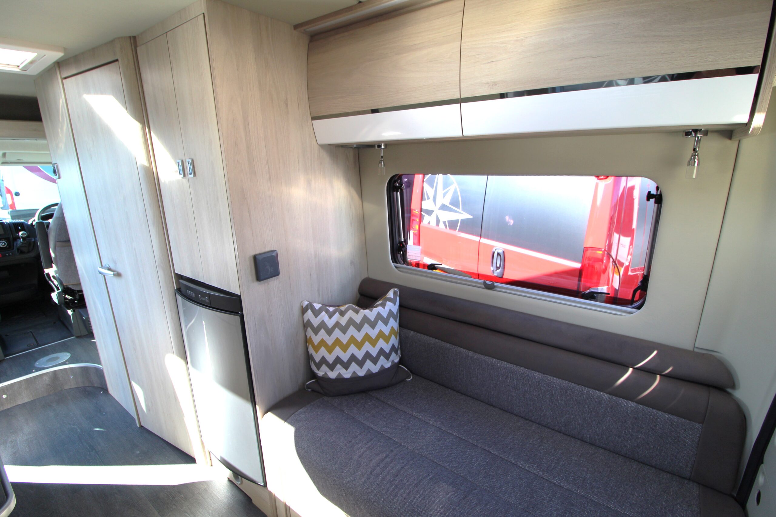 2020-chausson-v594-23.jpg