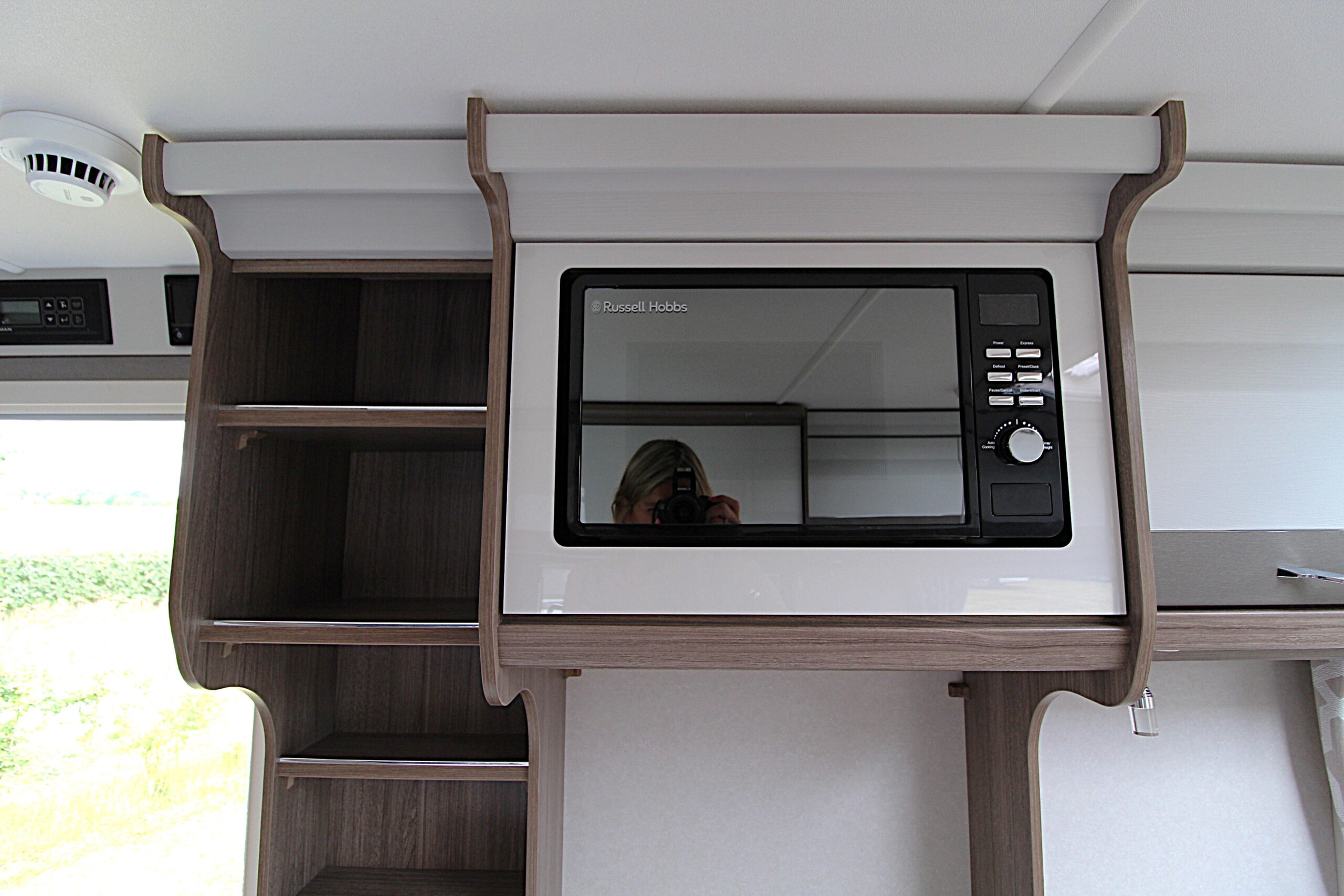 2020-coachman-vip-460-20.jpg