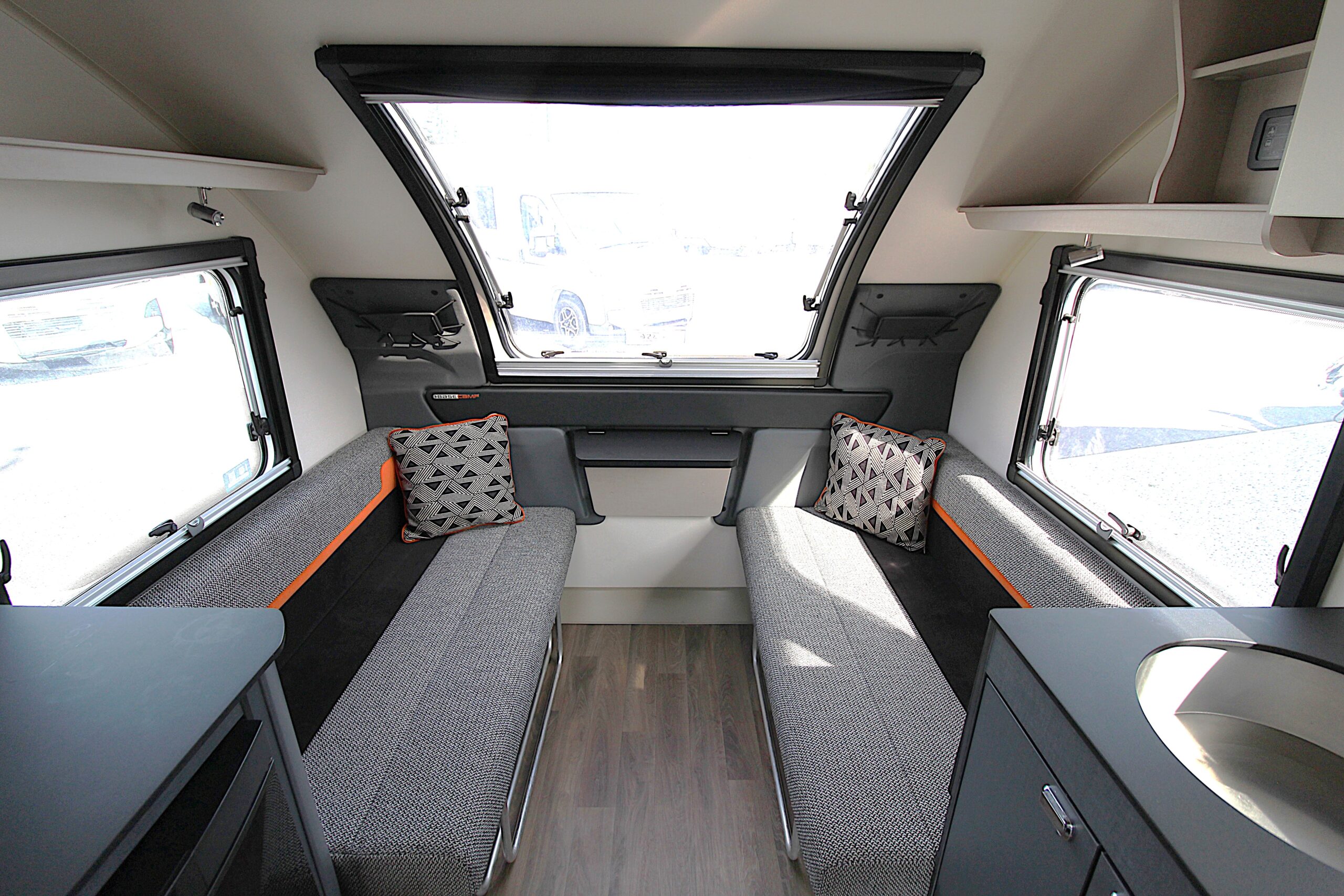 2021-basecamp-4-11_1.jpg