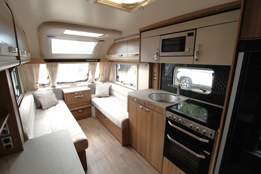 2021-swift-corniche-162-5-scaled.avif