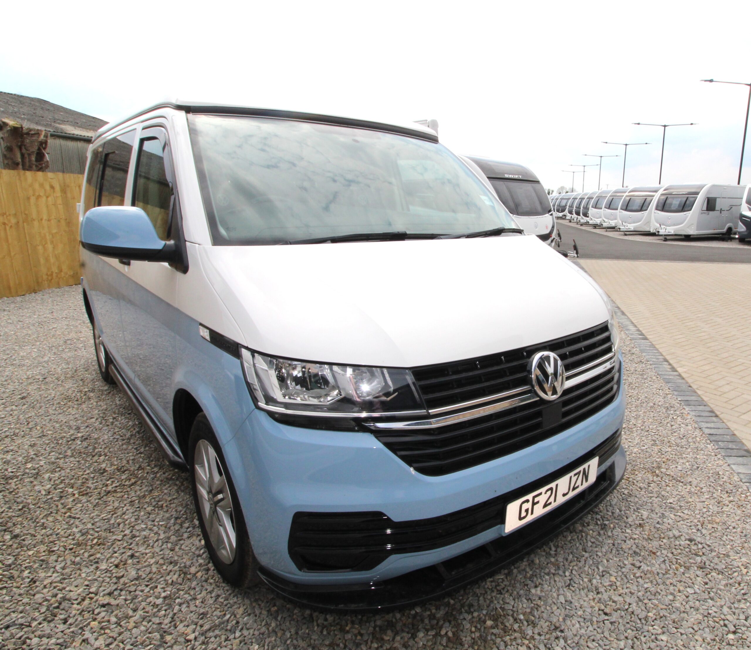 2021-vw-starline-transporter-68559-2.jpg