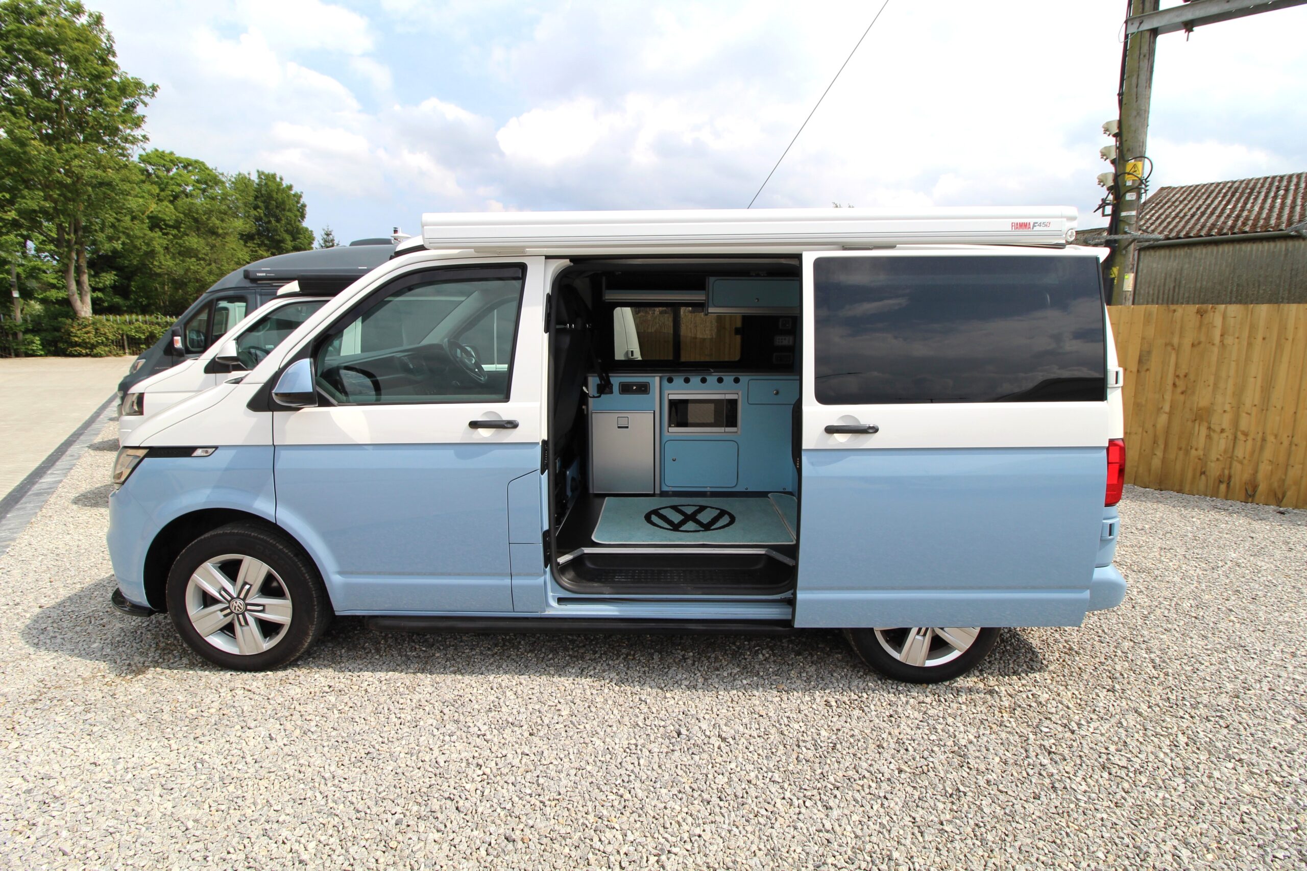 2021-vw-starline-transporter-68559-26.jpg