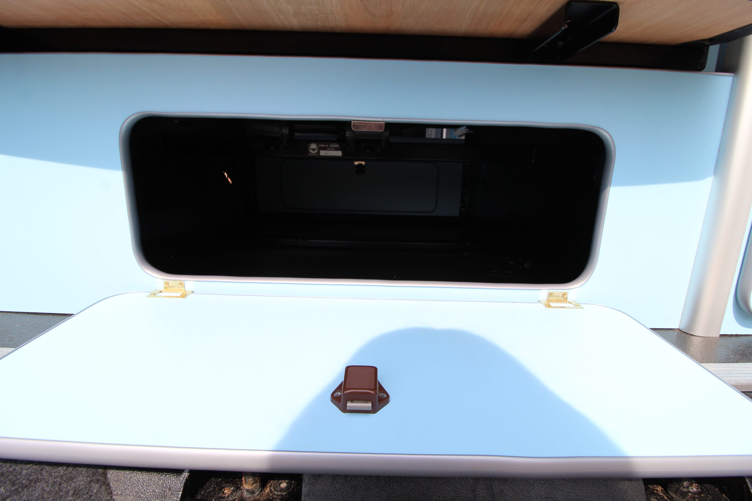 2021-vw-starline-transporter-68559-30.jpg