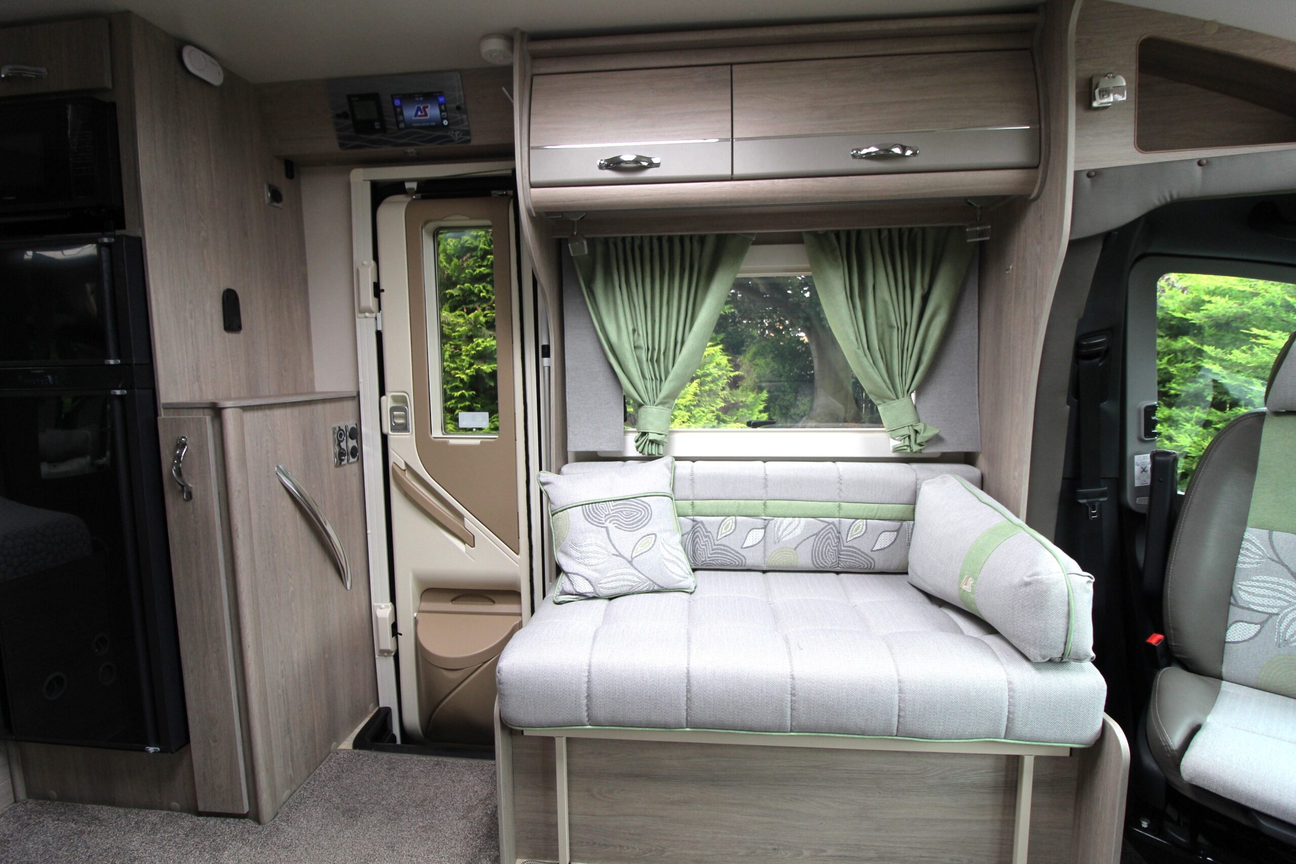 2023-auto-sleeper-malvern-mb-42.jpg