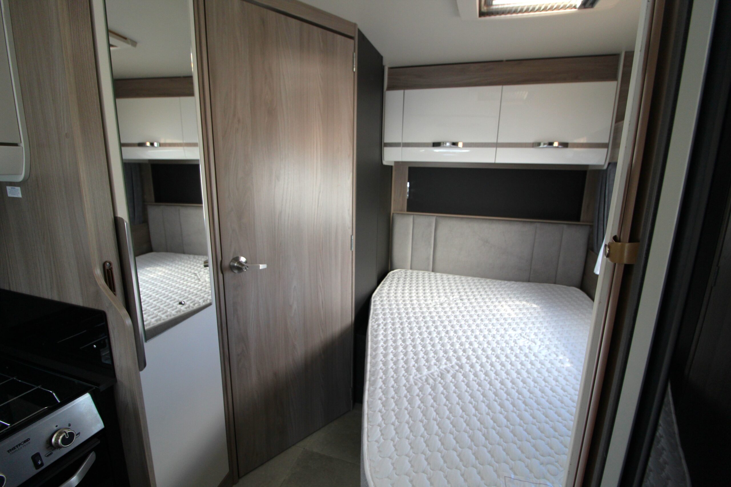 2023-swift-voyager-564-used-16.jpg