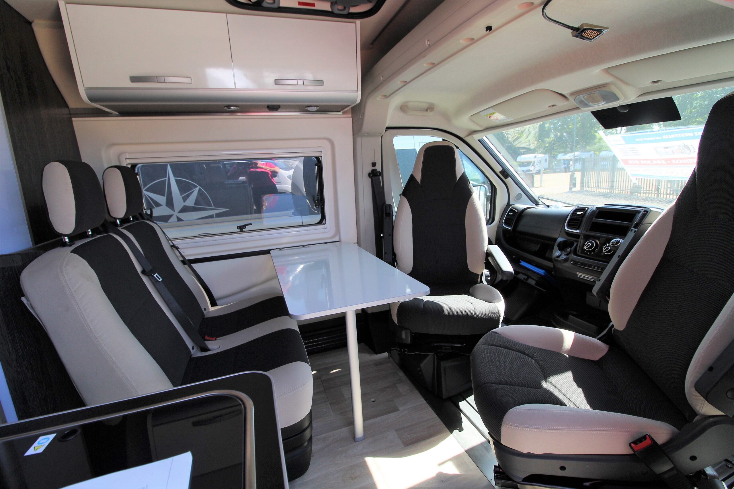 2023-westfalia-columbus-601d-sport-white-17.jpg