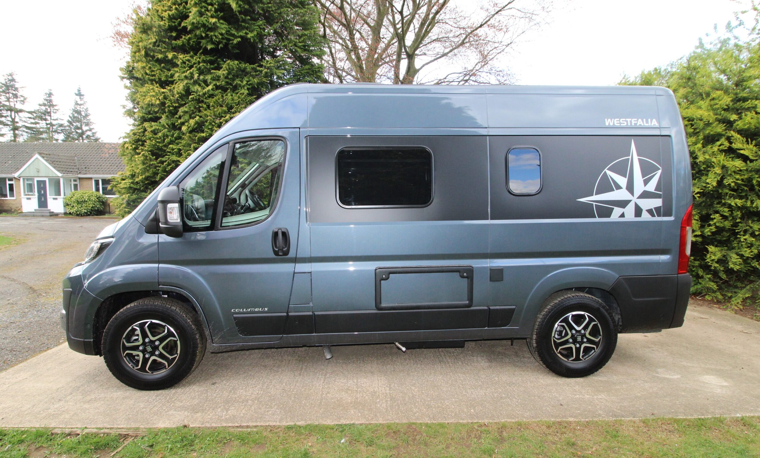 2024-columbus-540d-iron-grey-metallic-2-berth-55156-3.jpg