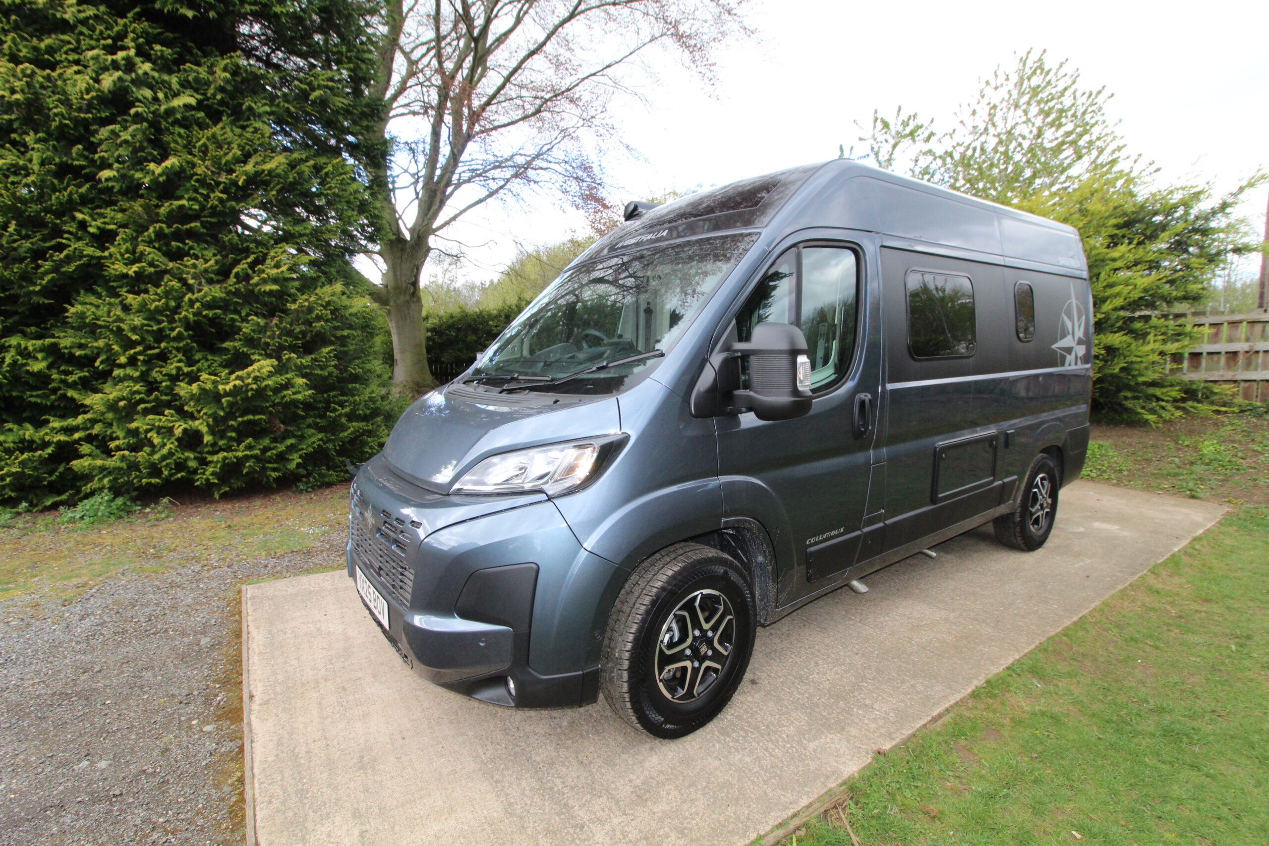 2024-columbus-540d-iron-grey-metallic-2-berth-55156-8.jpg