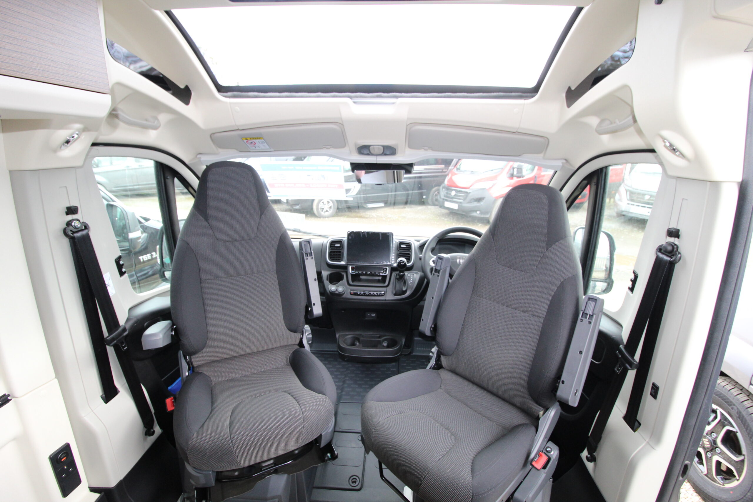 2024-iron-grey-columbus-540d-pop-top-key-69-55157-38.jpg