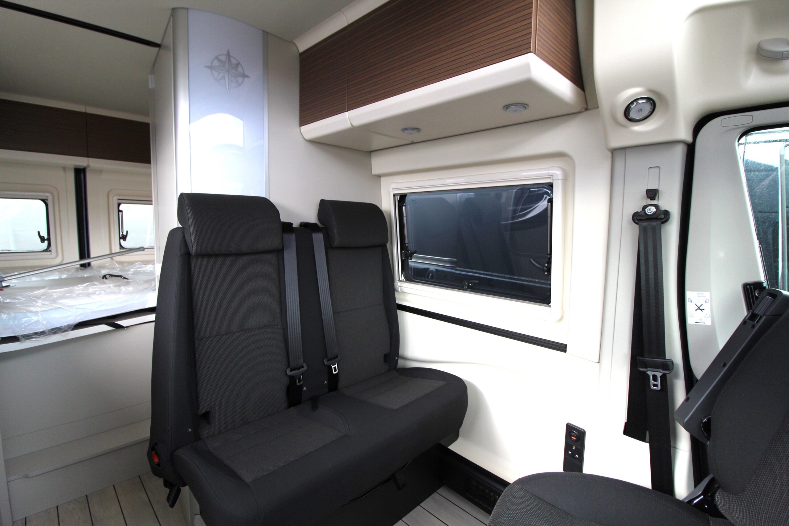 2024-iron-grey-columbus-540d-pop-top-key-69-55157-40.jpg