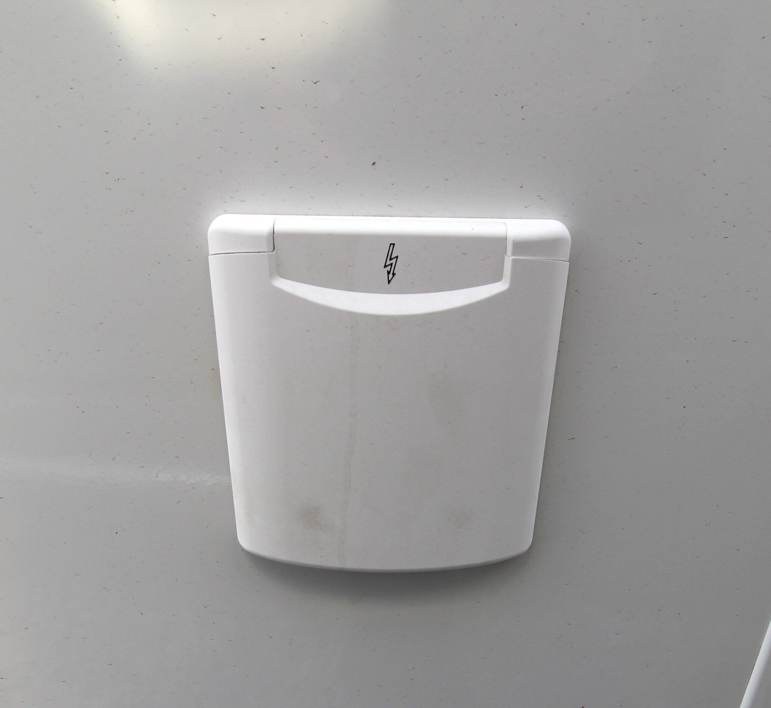 2025-adamo-75-4dl-used-6.jpg