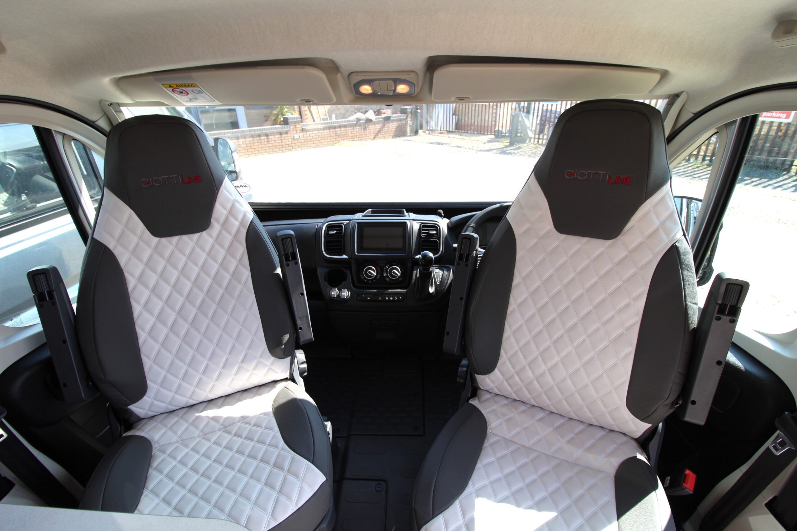 2025-giotti-60t-new-peugeot-artense-grey-11.jpg