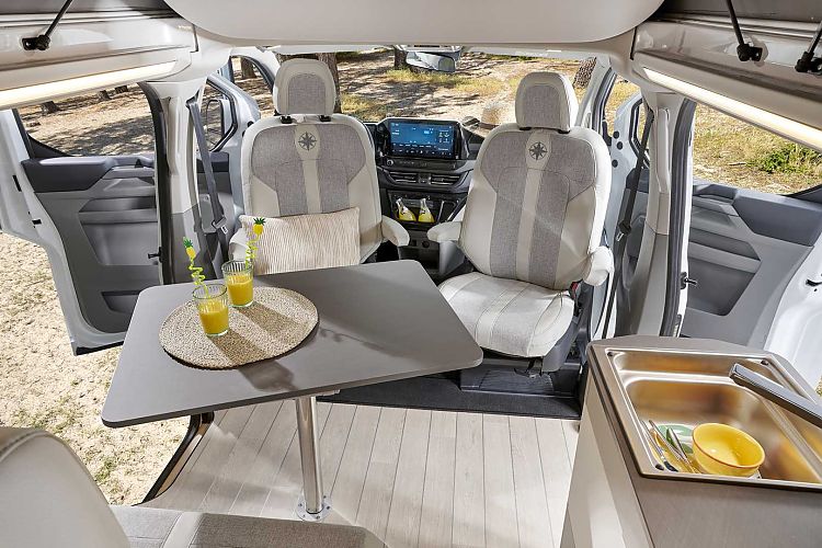 2025-kelsey-interior-shots-pro-10_2.jpg