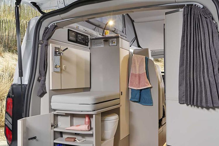 2025-kelsey-interior-shots-pro-4_2.jpg