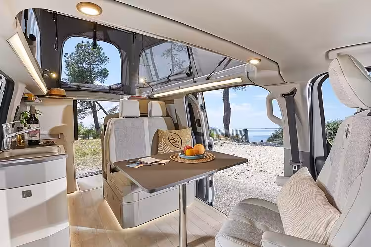 2025-kelsey-interior-shots-pro-9_2.avif