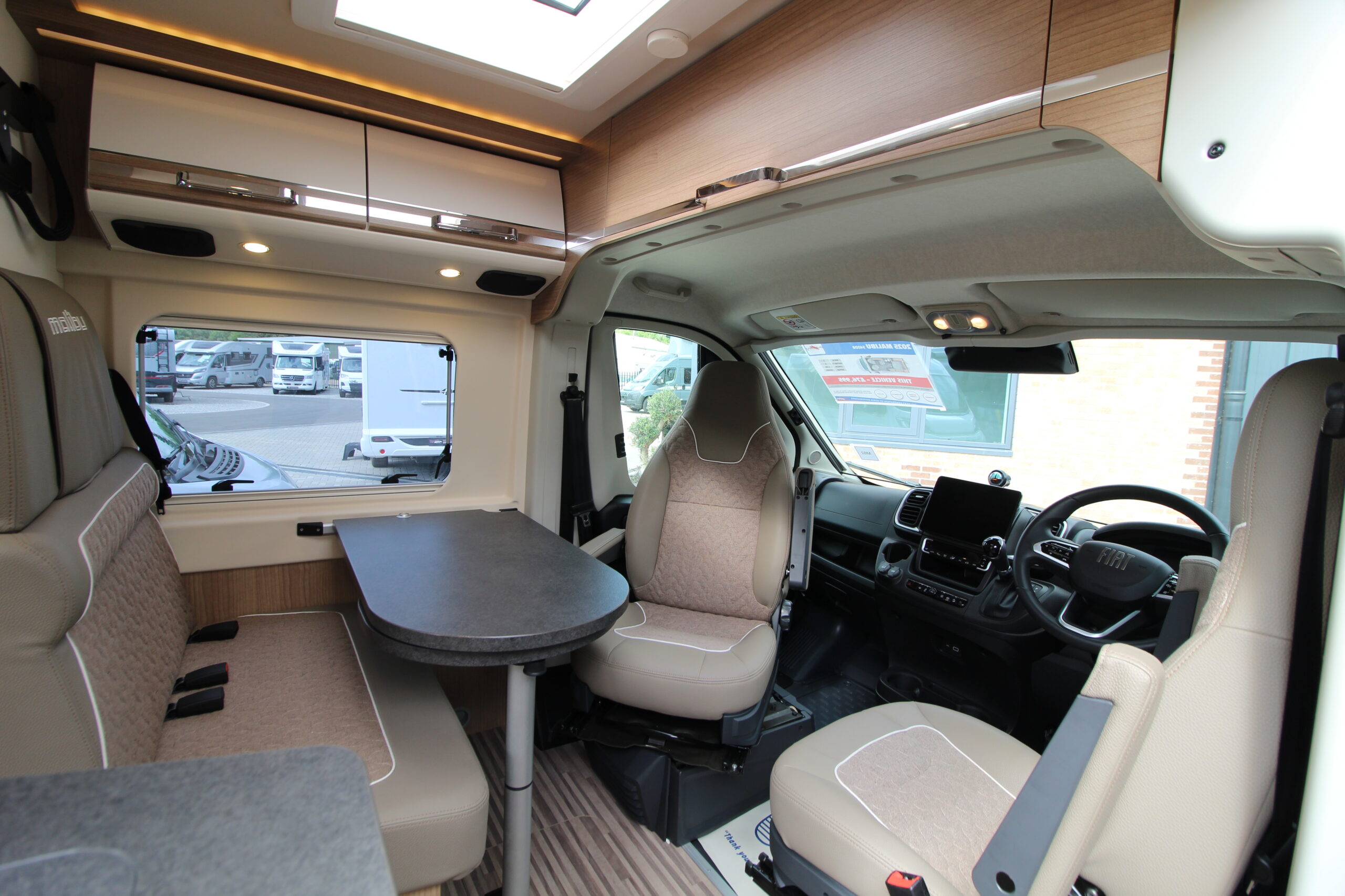2025-malibu-by-carthago-19.jpg