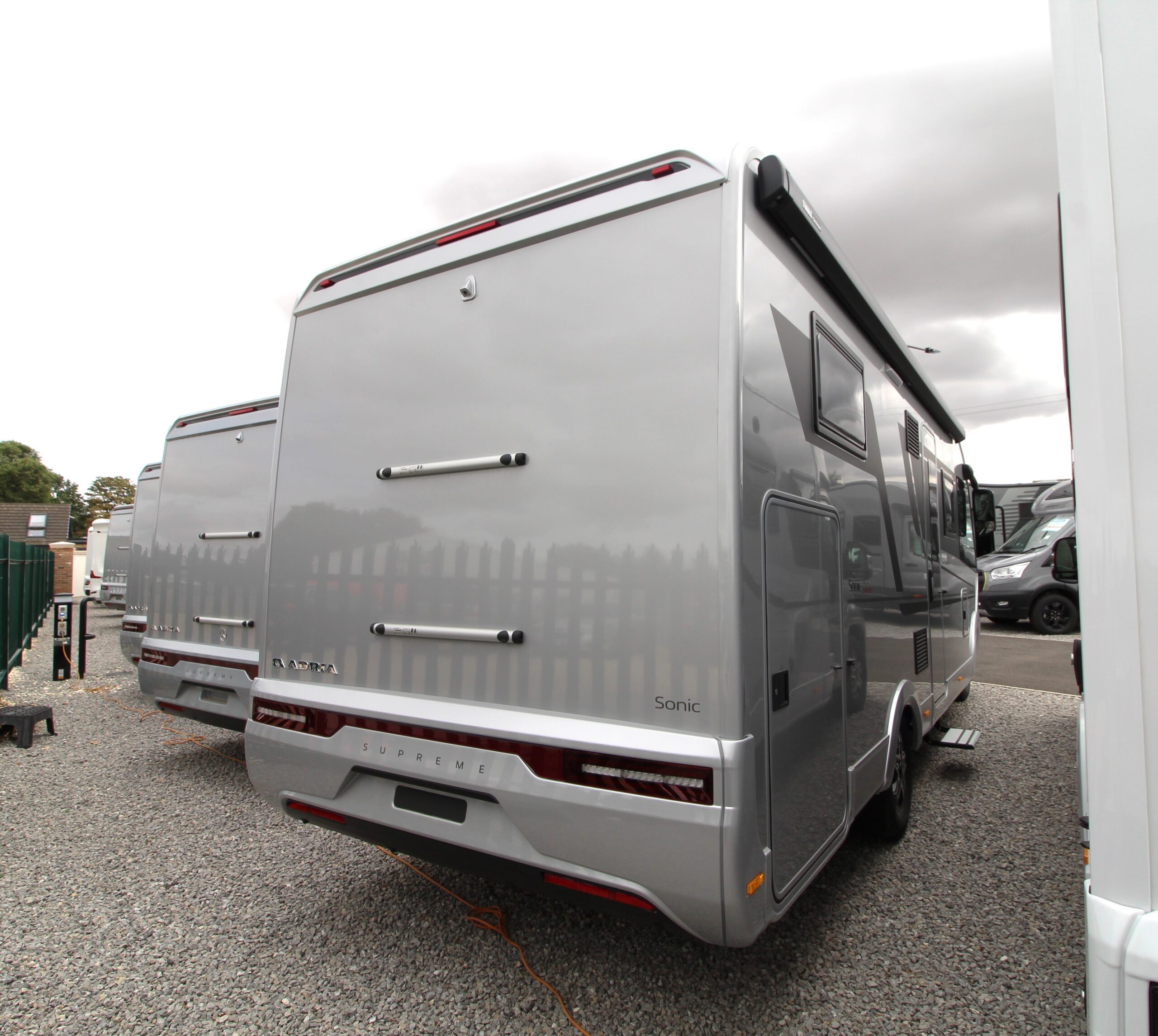 2026-adria-sonic-supreme-700-dl-1.jpg