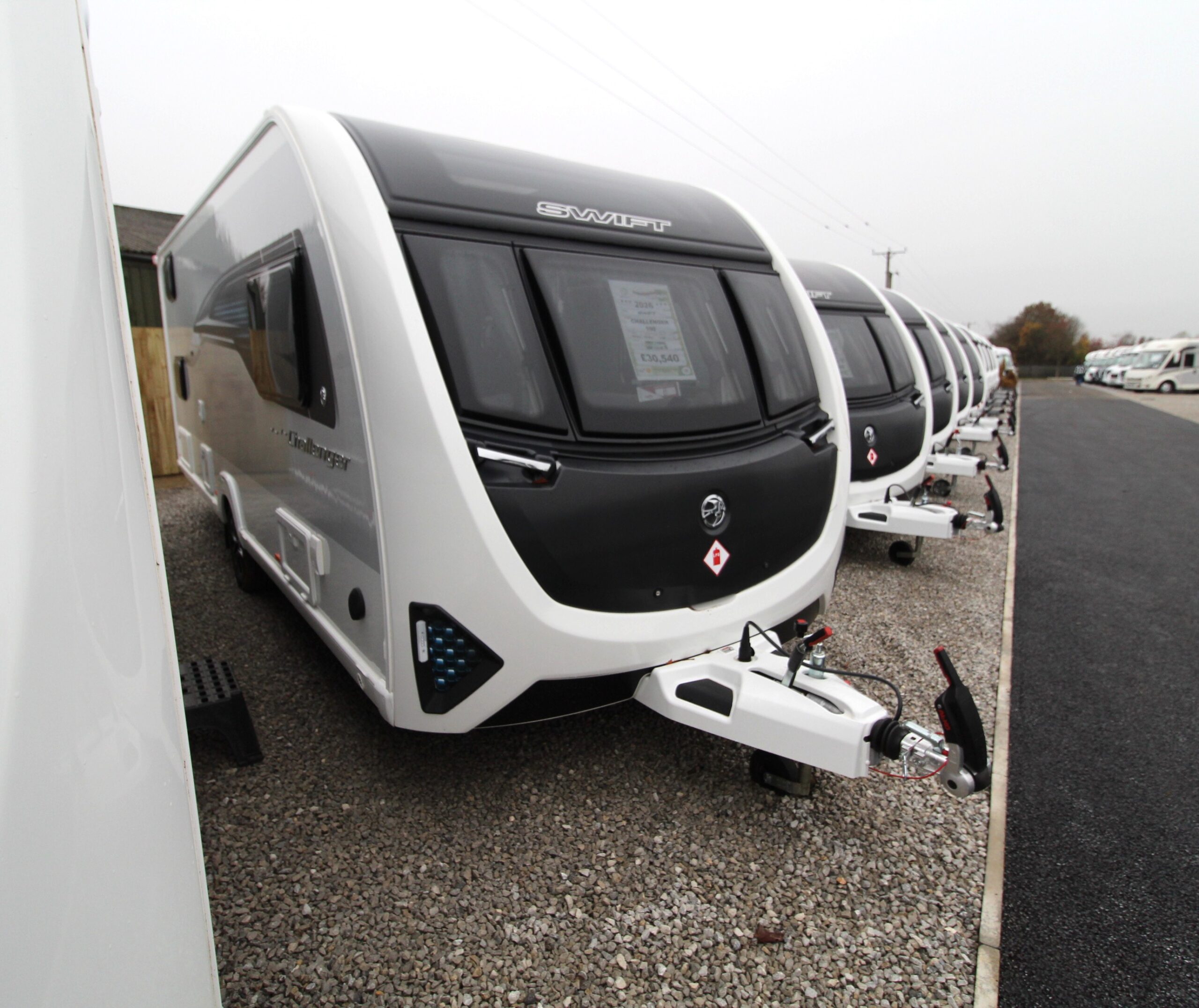 2026-challengrer-590-5.jpg