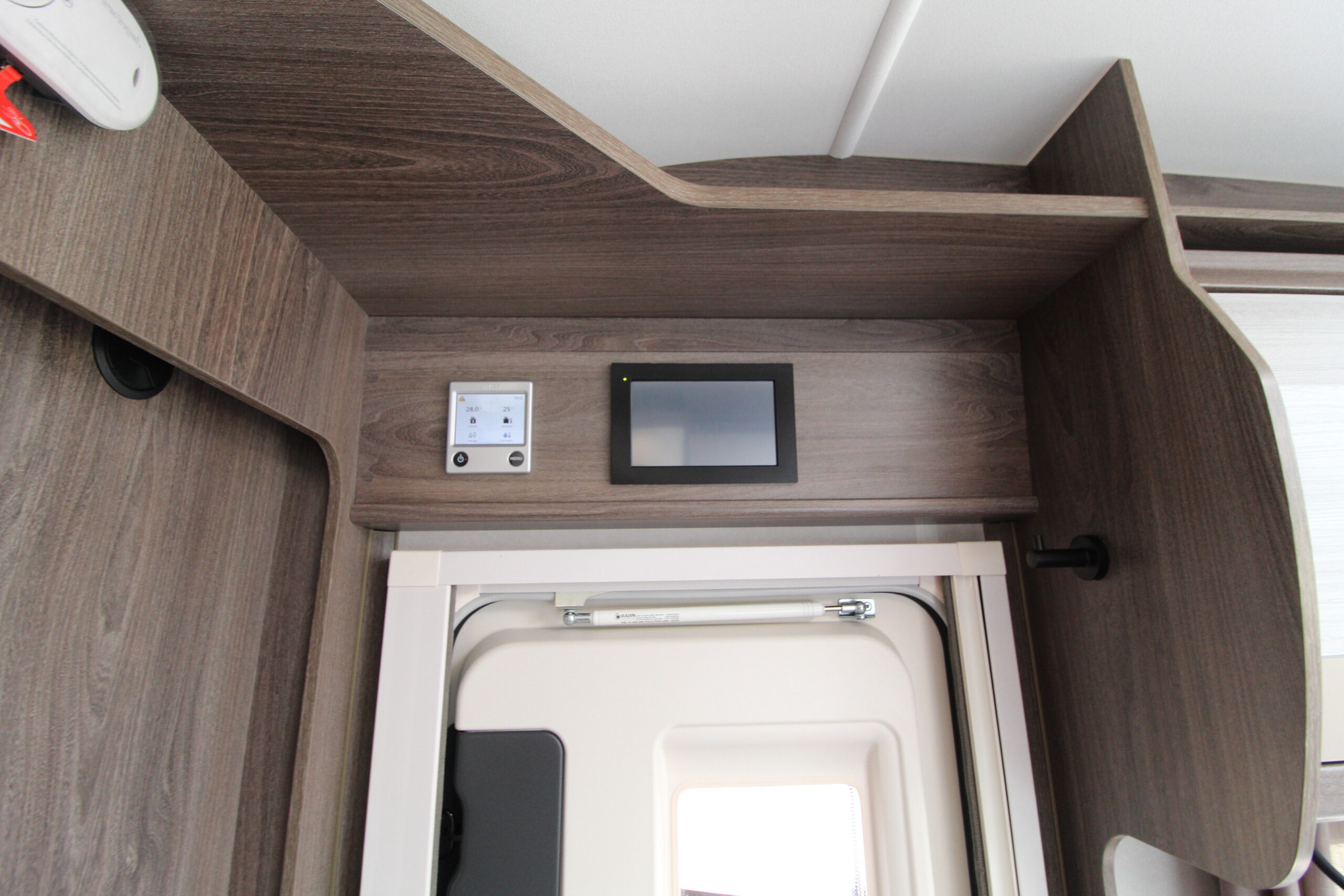 2026-coachman-aventura-565-38.jpg