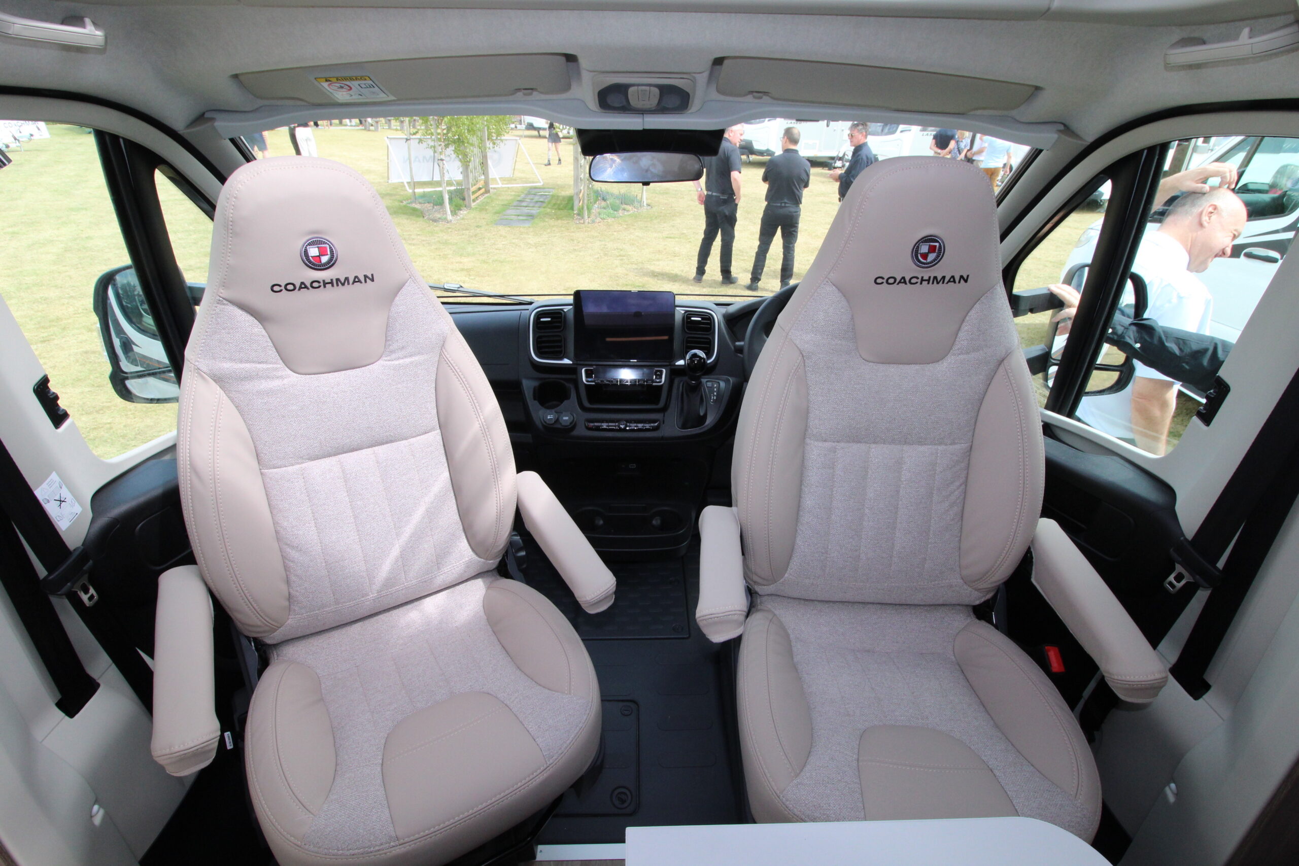 2026-coachman-aventura-565-4.jpg
