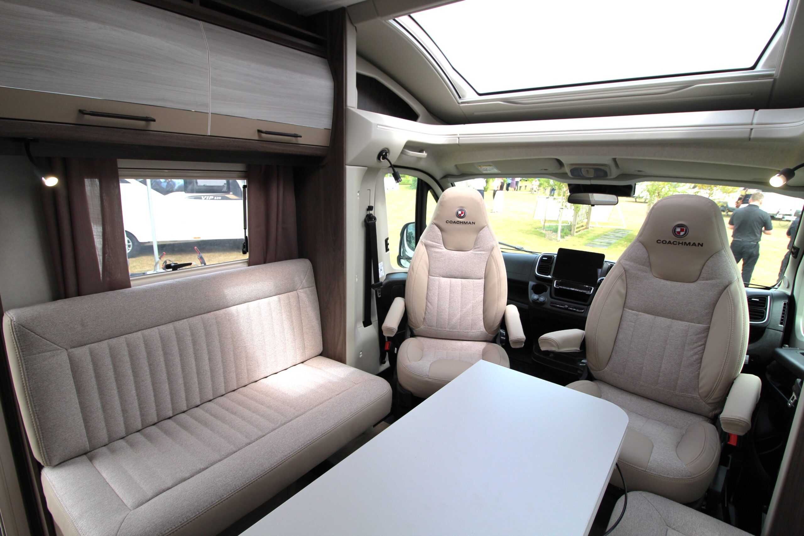 2026-coachman-aventura-565-6.jpg